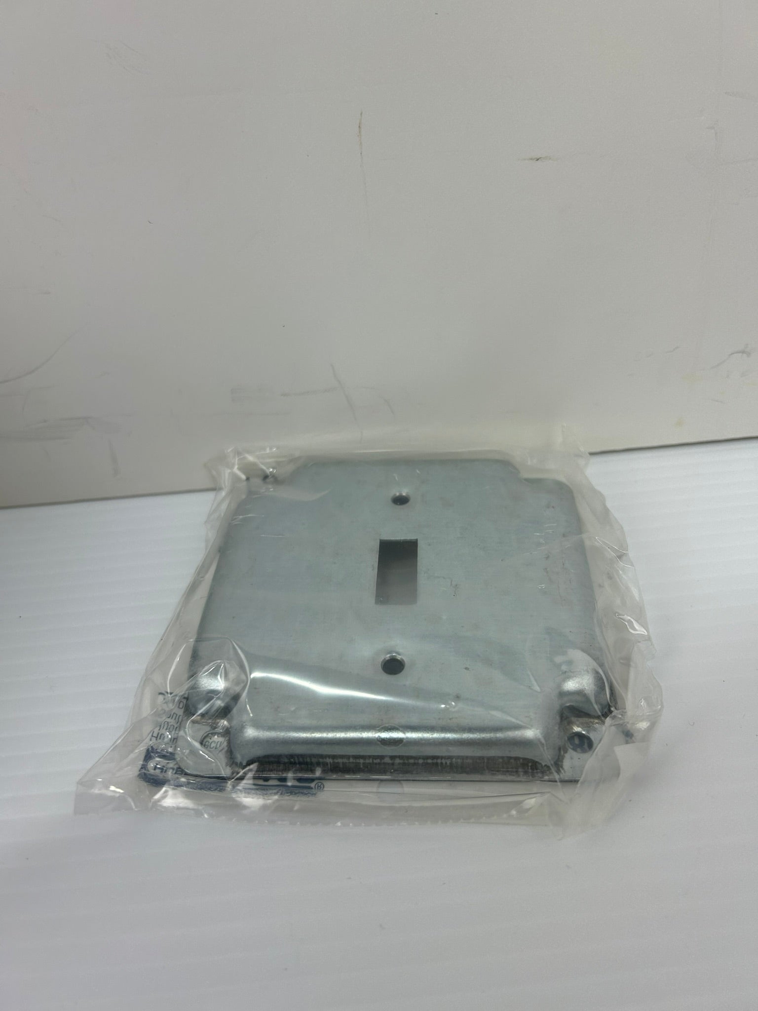 Raco Hubbell 800C Square Cover One Toggle Switch Plate 4" x 1/2" - Box of 10