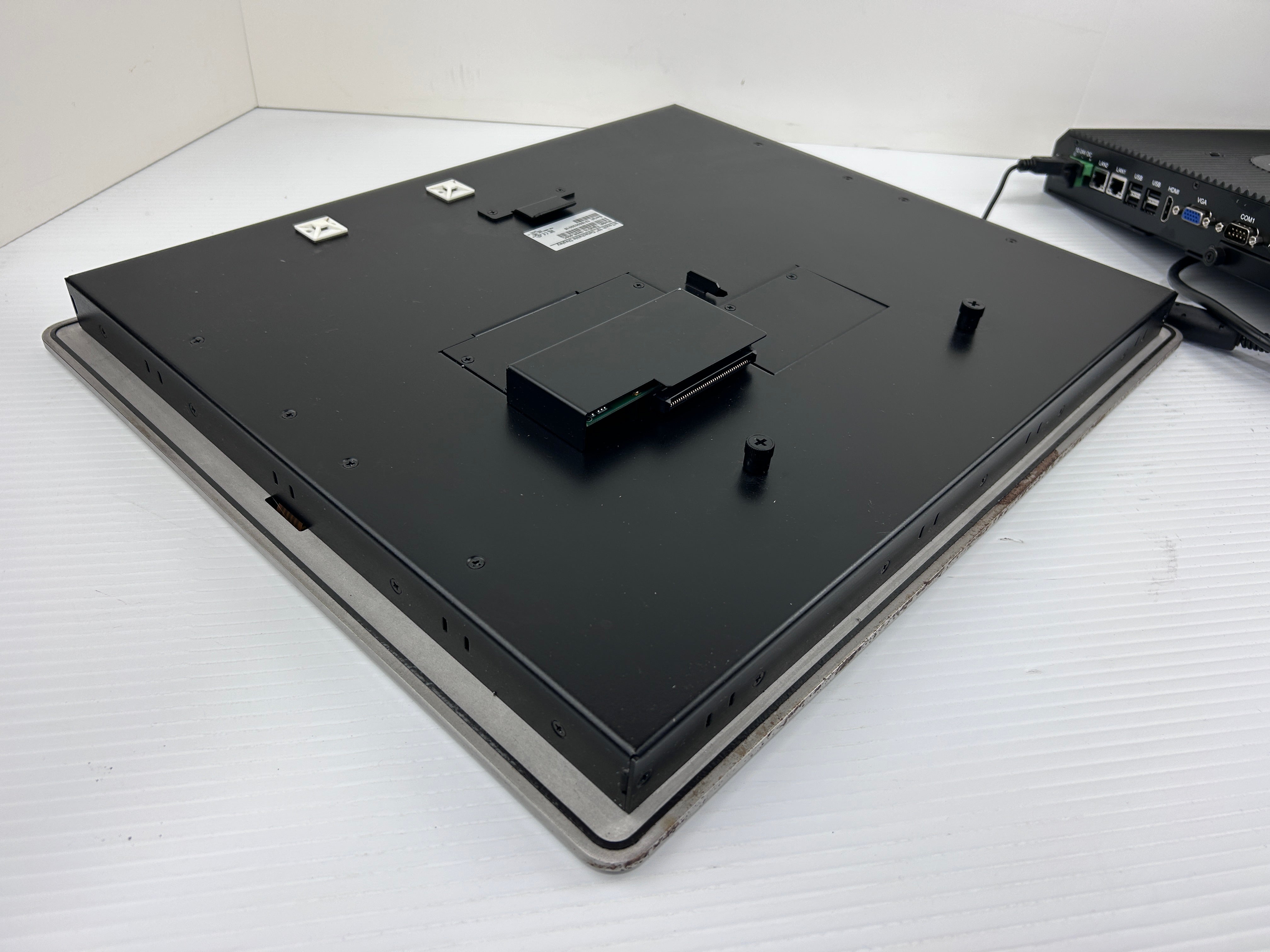 Schneider Electric Wonderware TSND2U-19SR-TN2H InTouch 19" Panel PC Display
