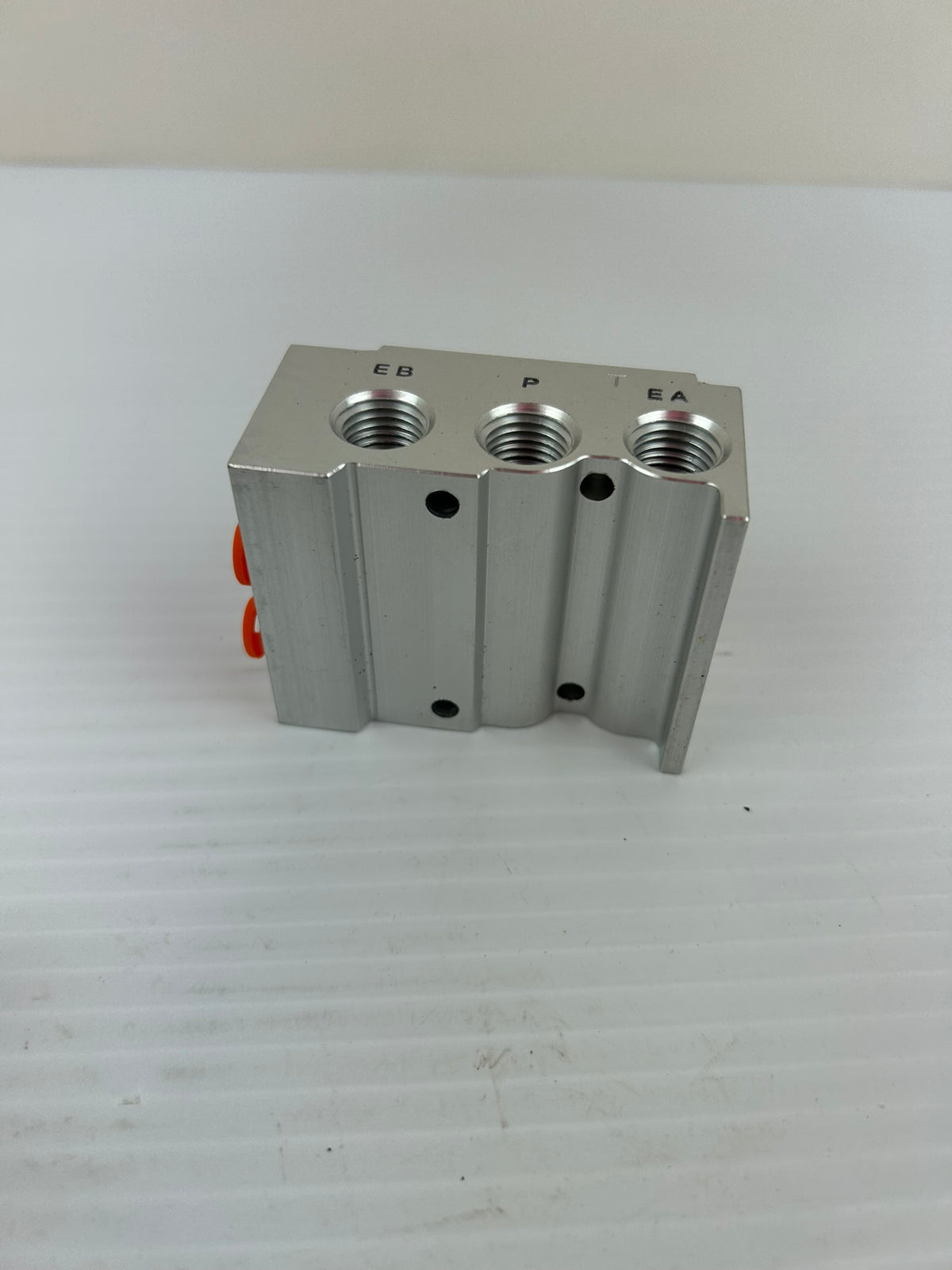 SMC CYALSS5Y502 SY5000 Manifold Assembly Sub Base Pneumatic Valve 5 Port
