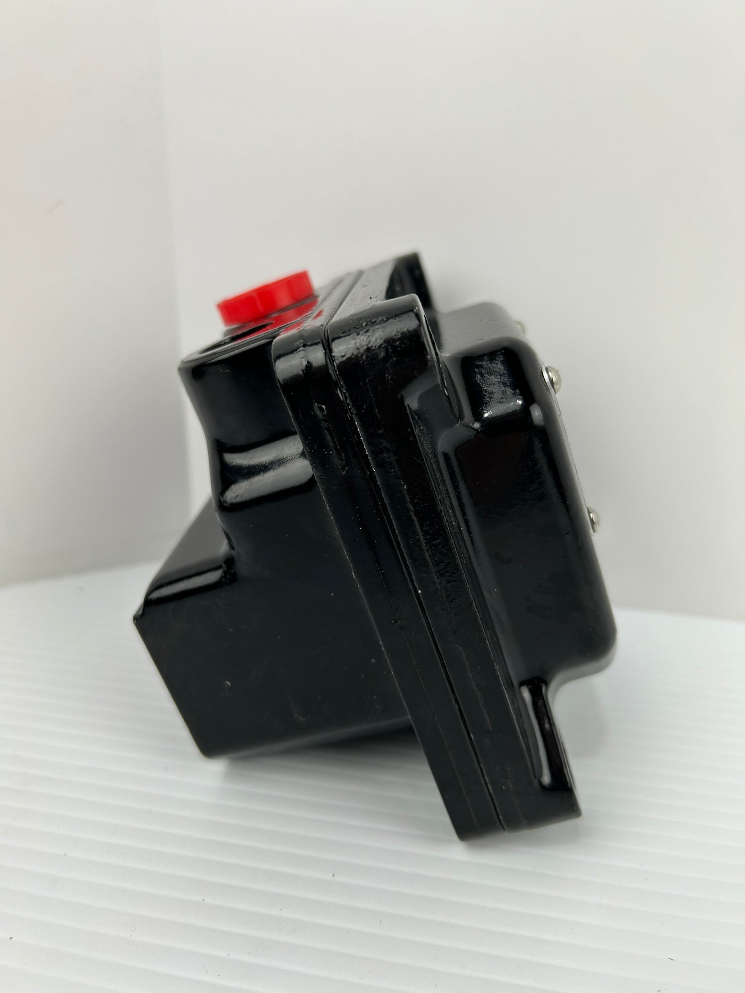 Worcester/McCanna 25E 39 SNZ3 N0890 Proximity Sensor 20-140VAC