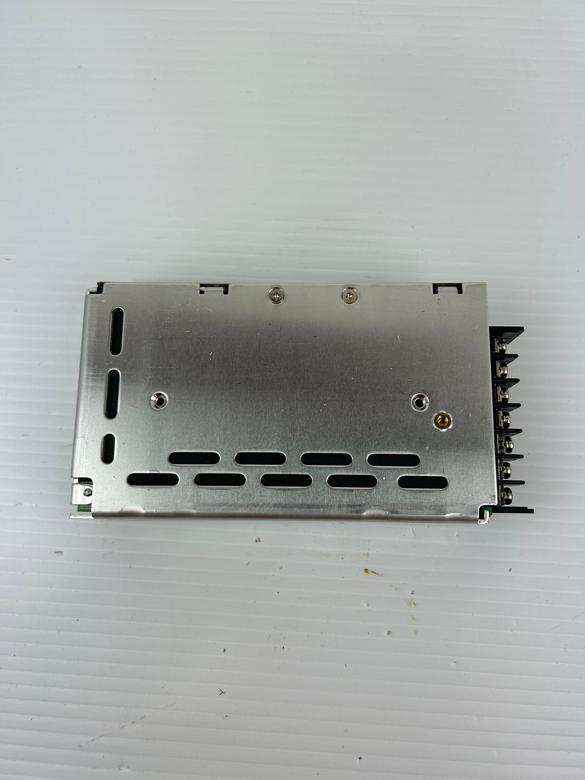 COSEL R100U-24 24V 4.5A Power Supply 100-120VAC 50/60Hz R100U24