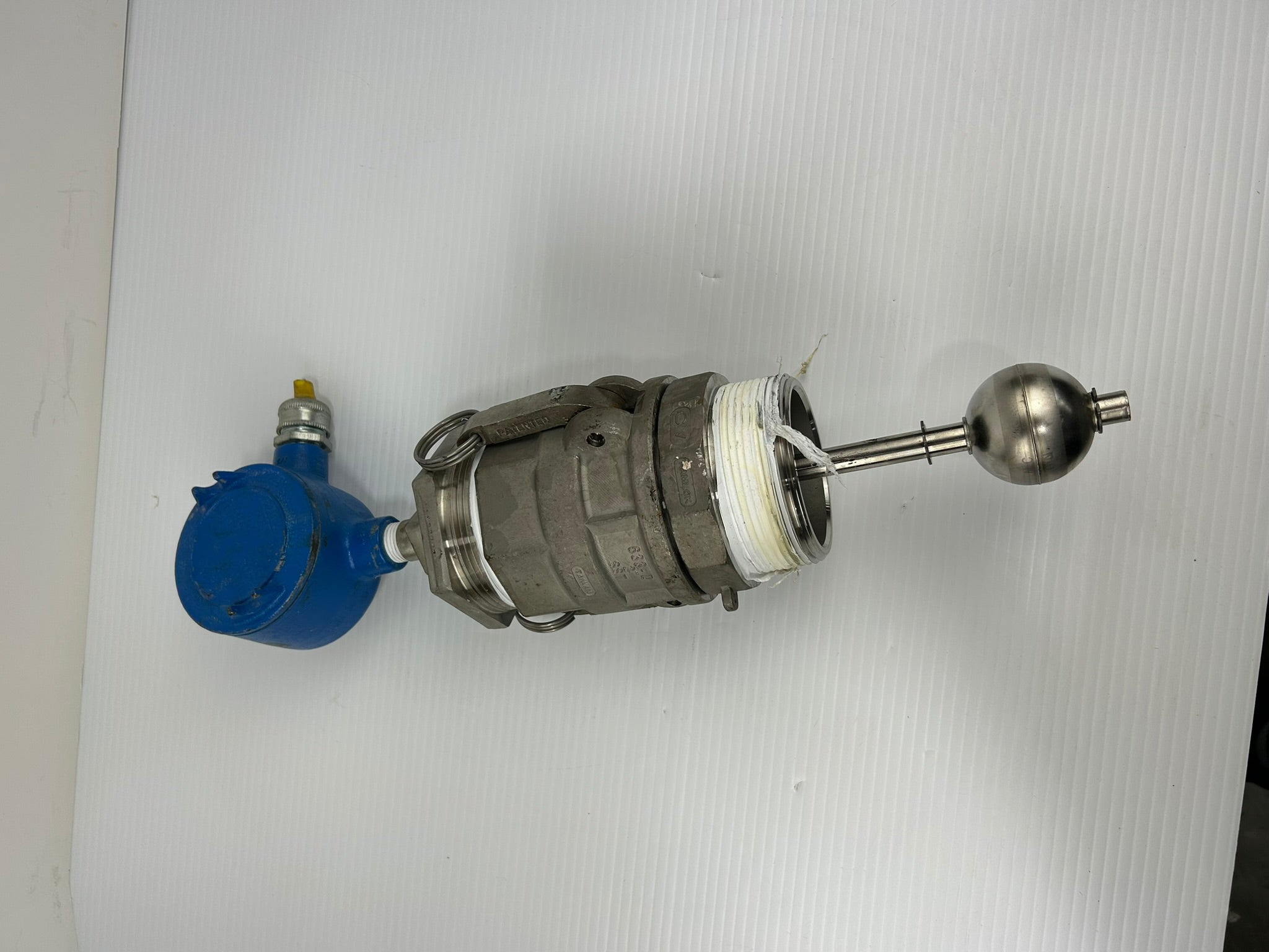 IMO Industries LS-800-3 Liquid Level Switch with 663-D Valve 3" SST