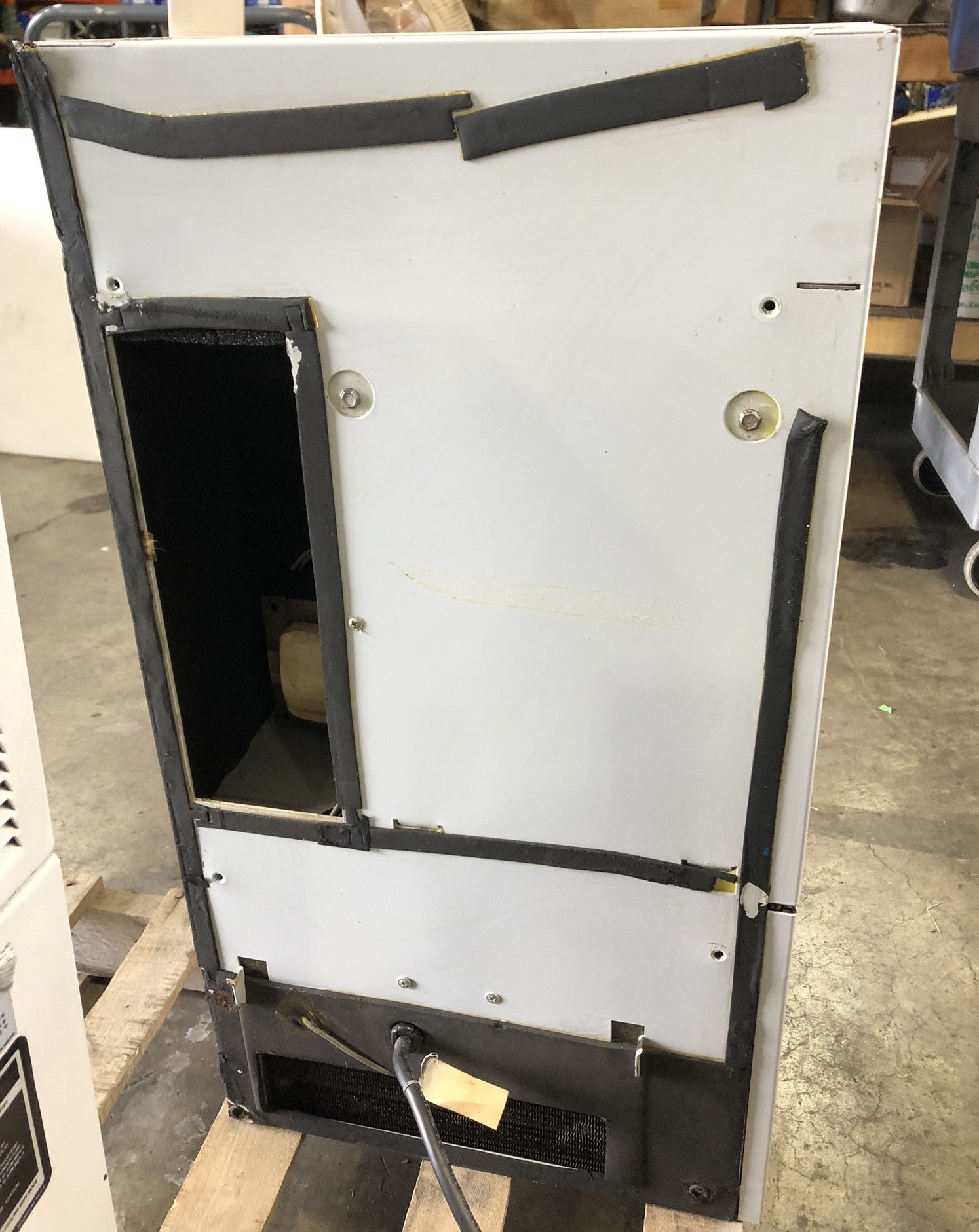 McClean CR290465G003 Electrical Enclosure Air Conditioner 200V 1 Ph 50/60 Hz