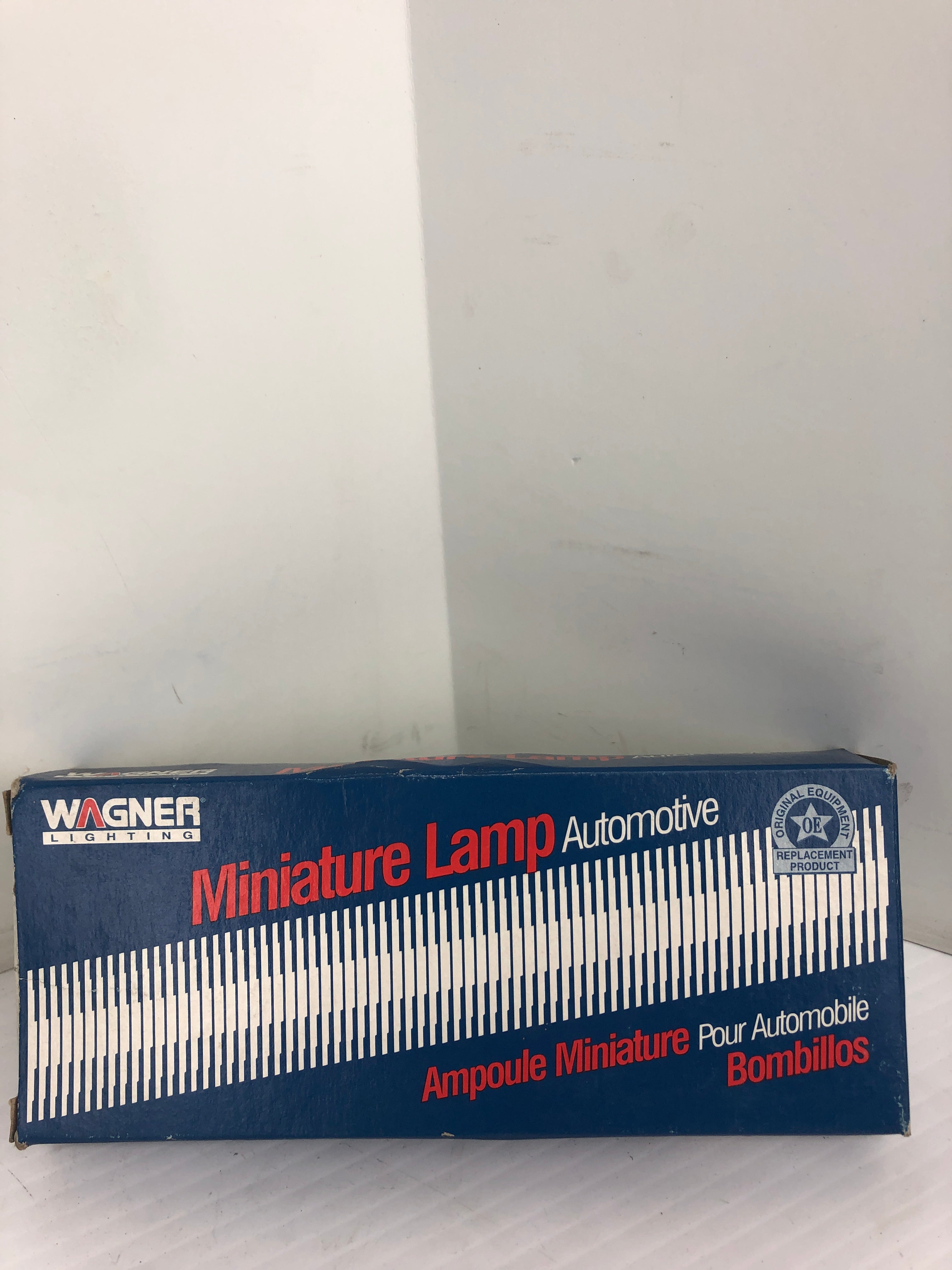 Wagner Miniature Lamp 2357NA Light Bulbs 14V - Lot of 2