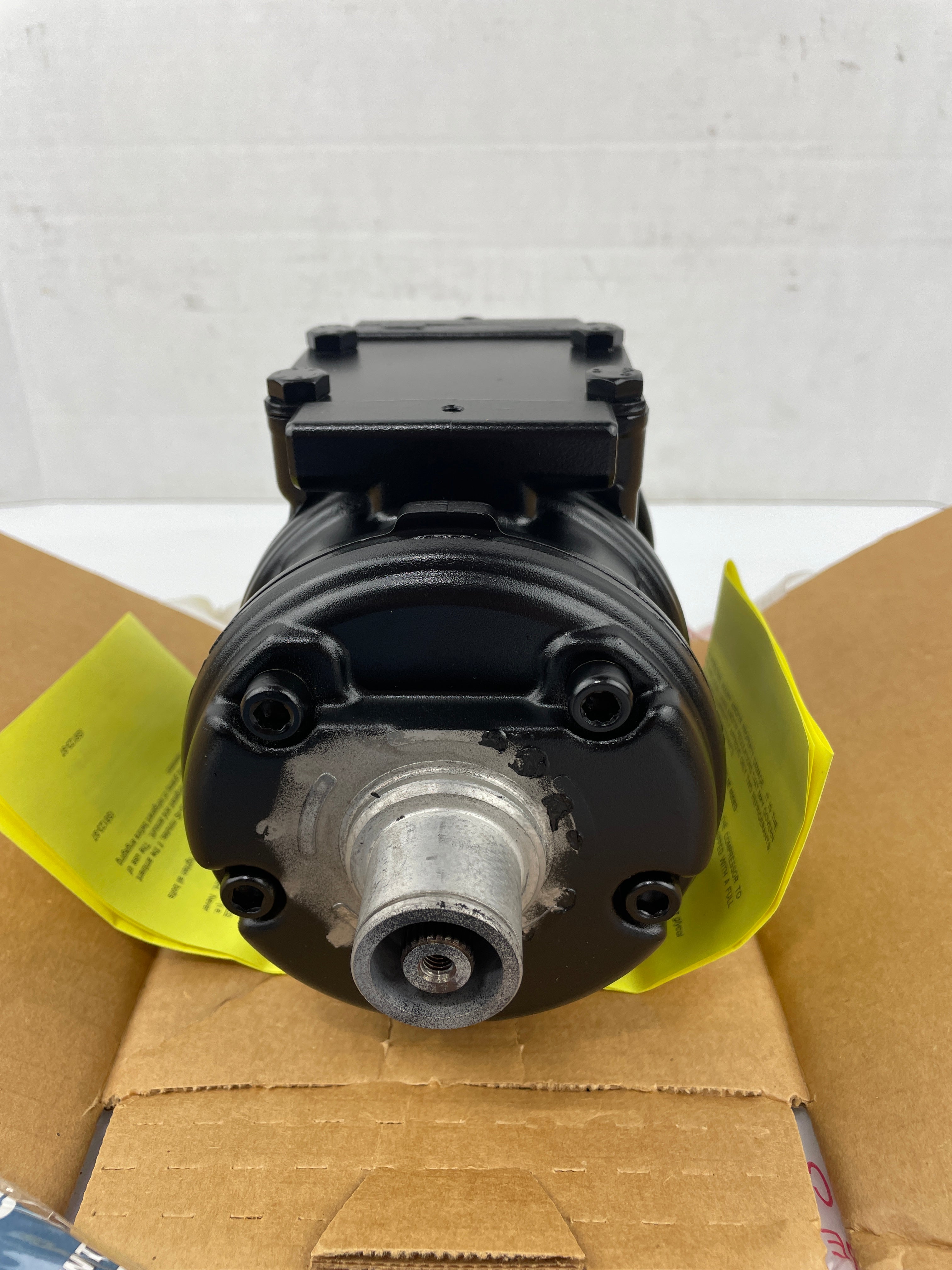 Four Seasons 57362 Compressor Remanufactured