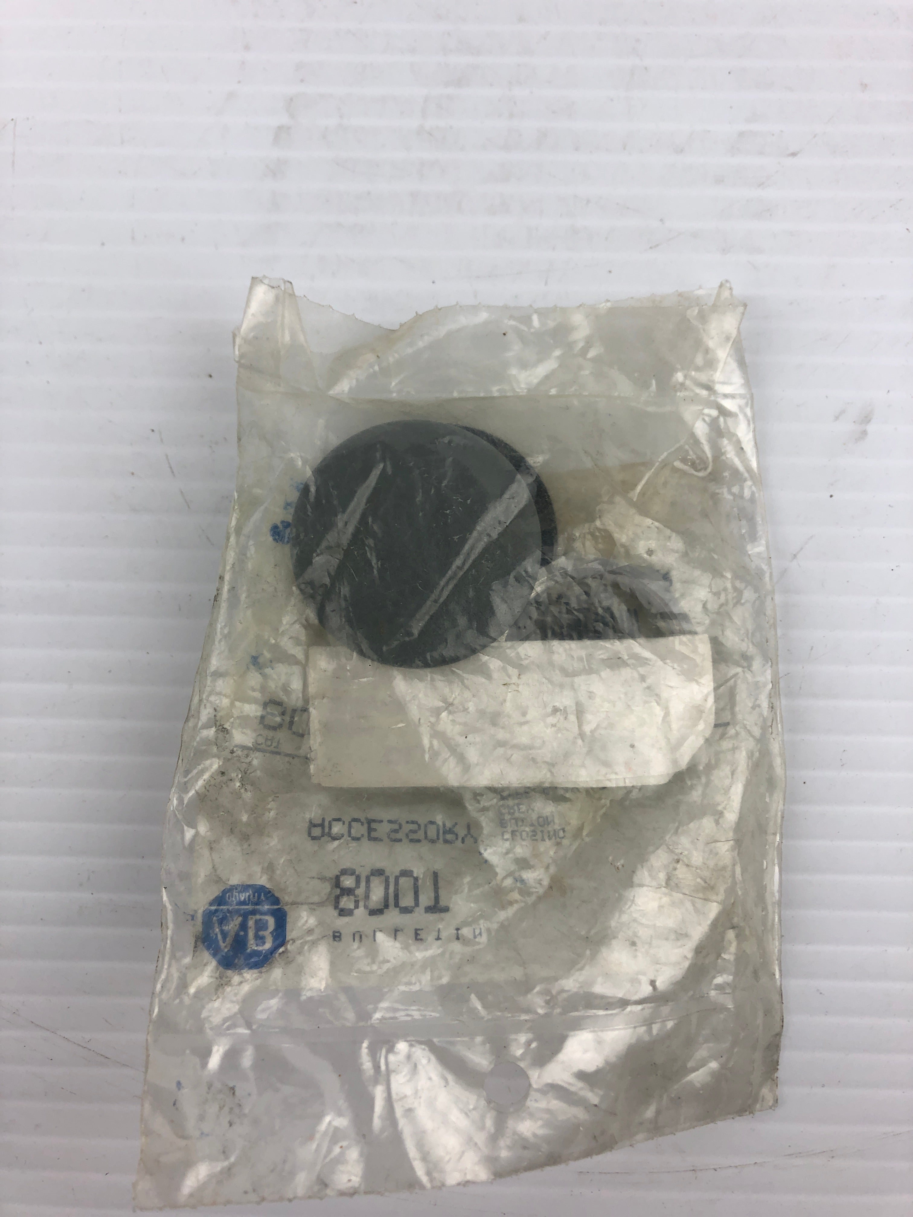 Allen-Bradley 800T-N1 Closing Button Grey Series T