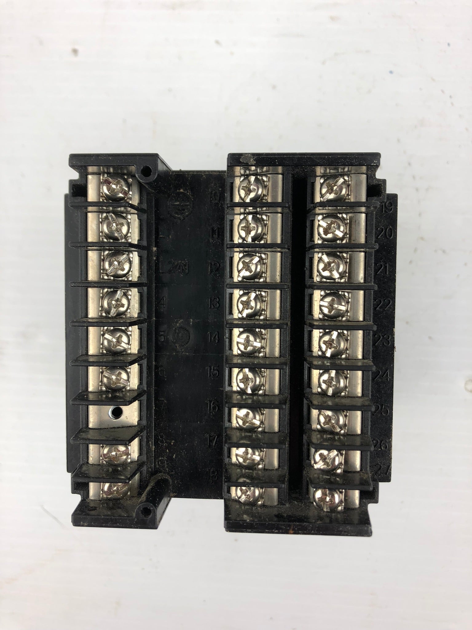 Honeywell DC2500-EE-0L00-200-10000-00-0 Temperature Controller