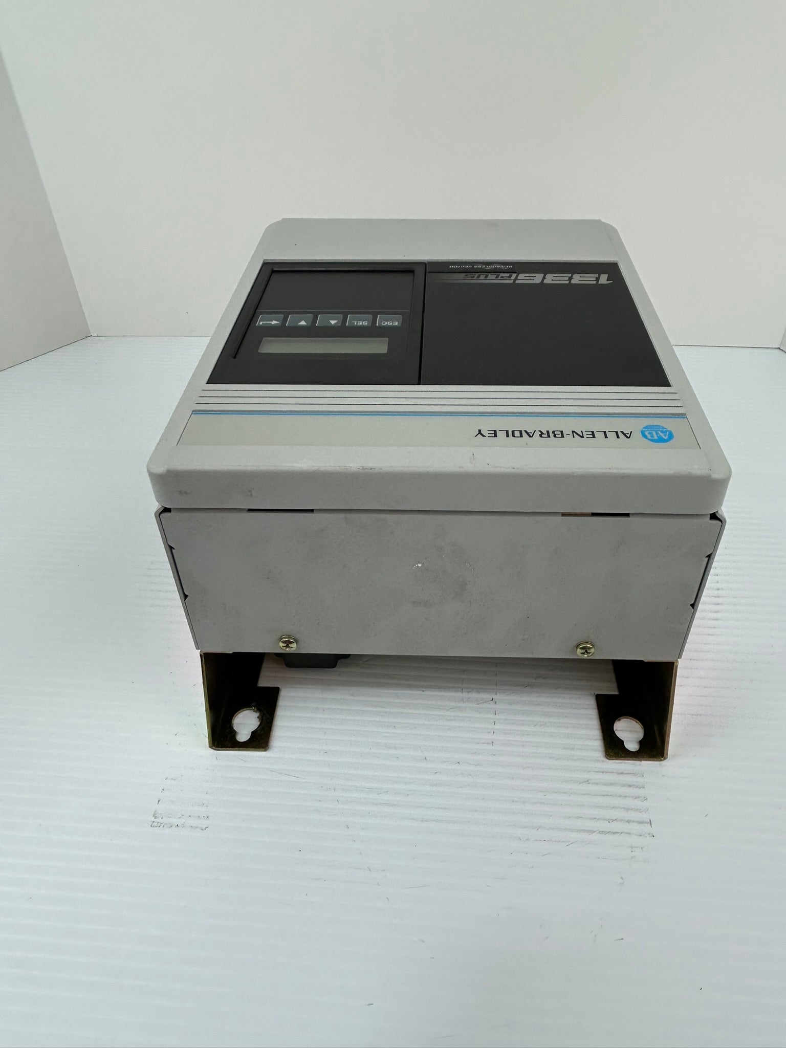 Allen-Bradley 1336S-BRF10-AA-EN4-HAP Sensorless Vector Drive 1336 Plus Series D