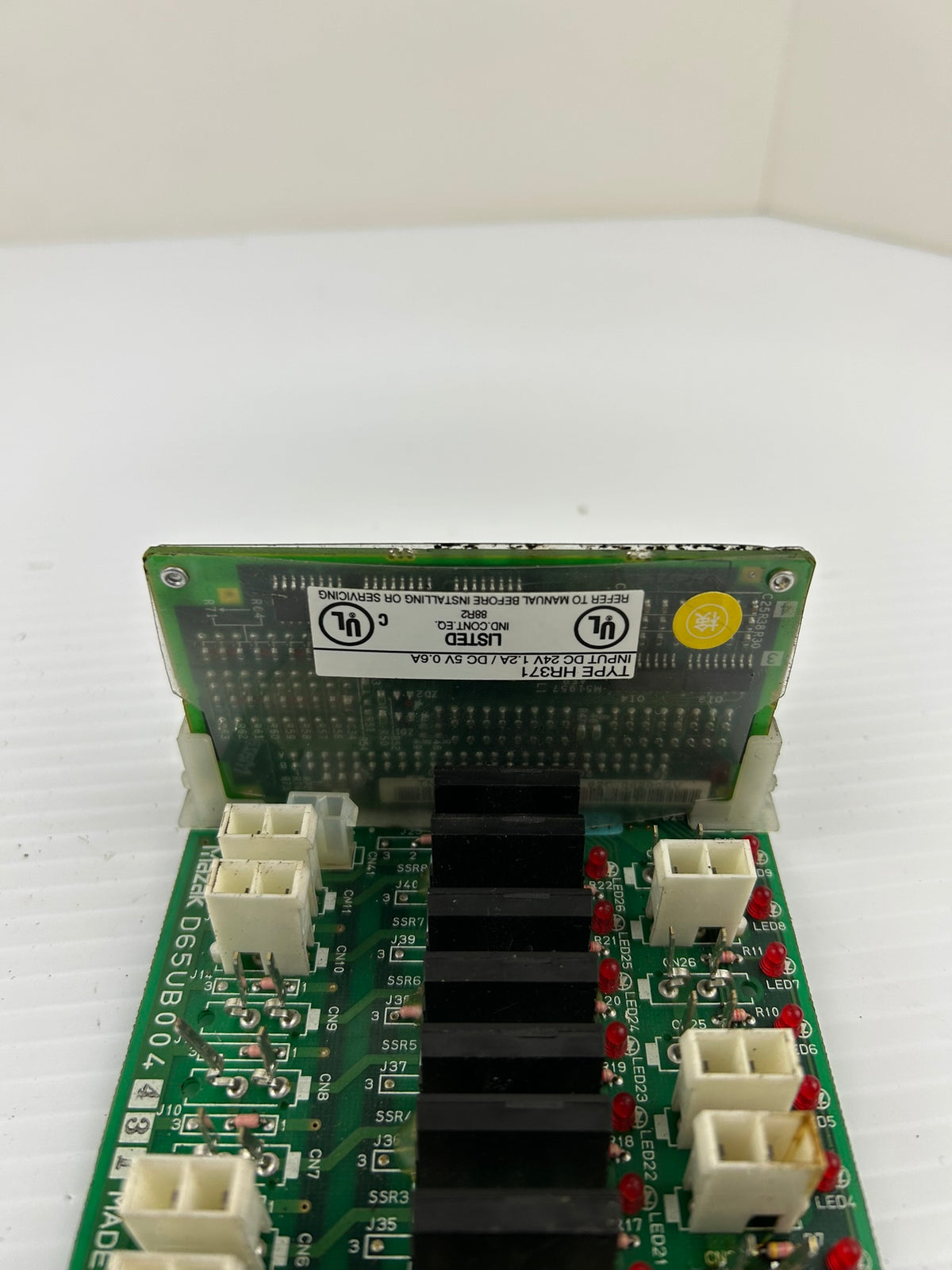 Mazak HR371 CNC Relay Output Board D65UB004 24V 1.2A PCB