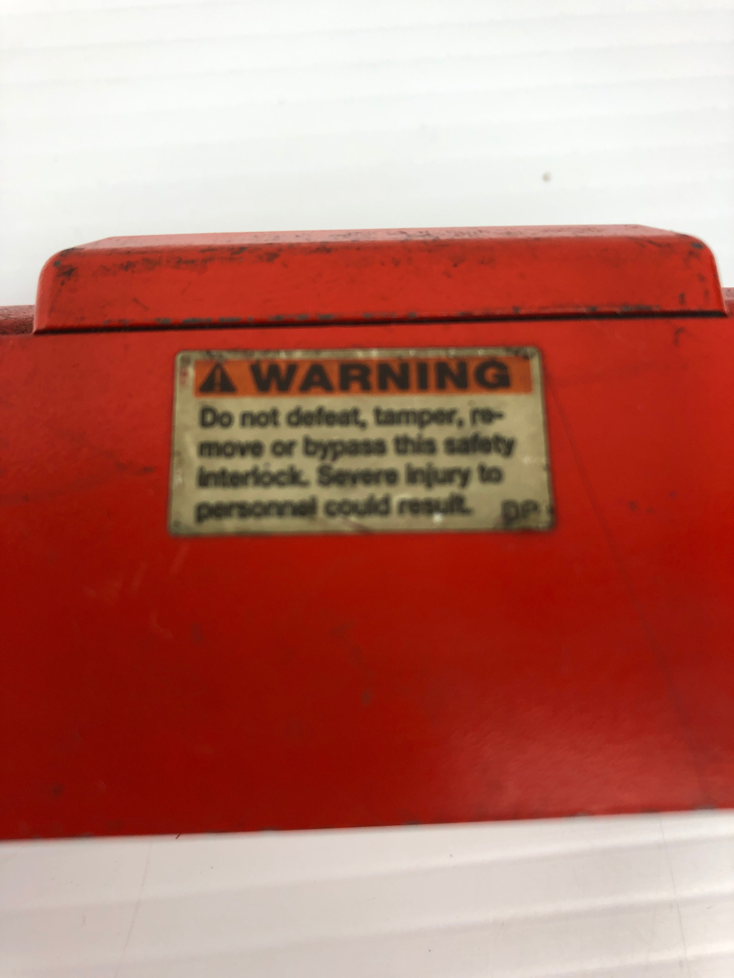 Allen-Bradley MT-GD2 Guardmaster Safety Interlock Switch