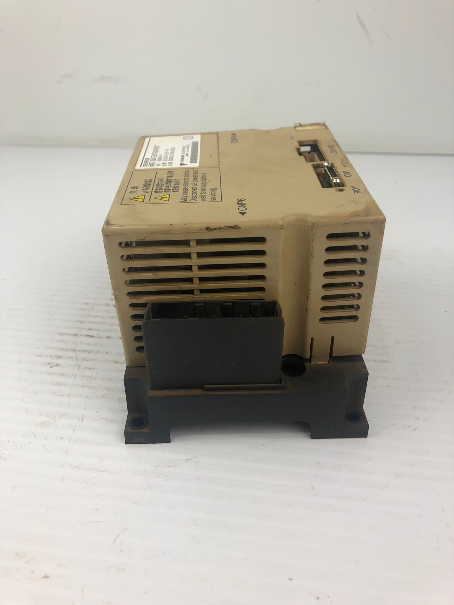 Yaskawa Servopack SGDR-SDA710A01BY29 Servopack Drive