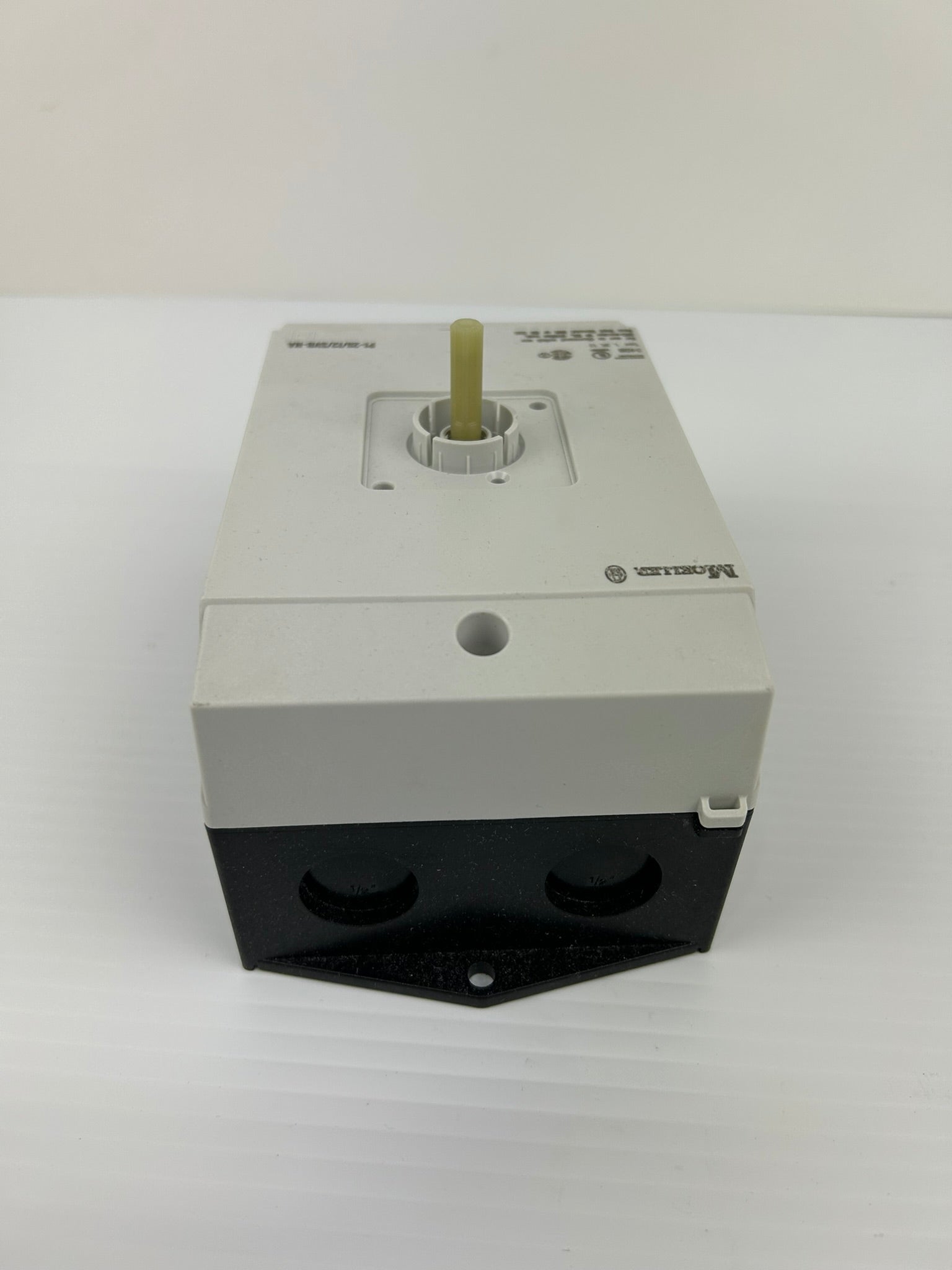 Moeller P1-25/I2/SVB-NA Switch with Allen Bradley 194L-HE6N-175