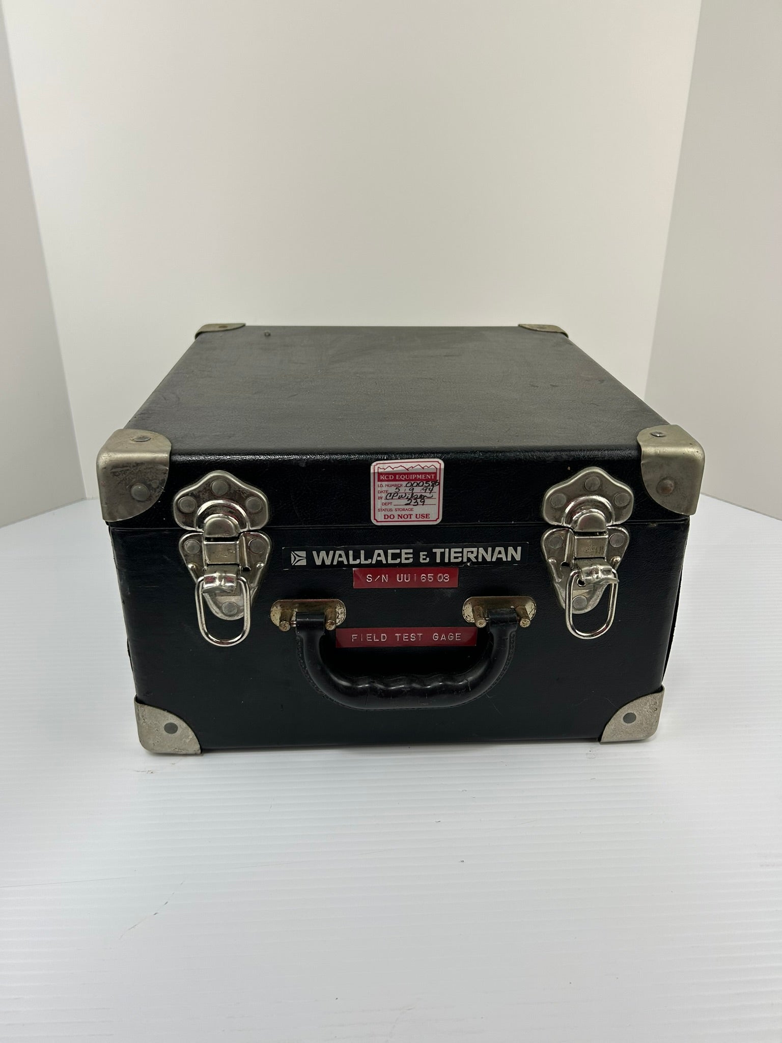 Wallace & Tiernan 62A-4A-0030 1500 High Performance Pressure Gauge 0-35 PSIG