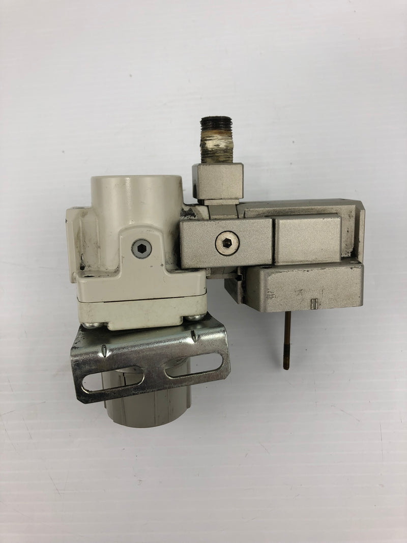 SMC Pressure Regulating Valve AR40-04B-A with AC41B-04-T-X2168 Manifold Filter