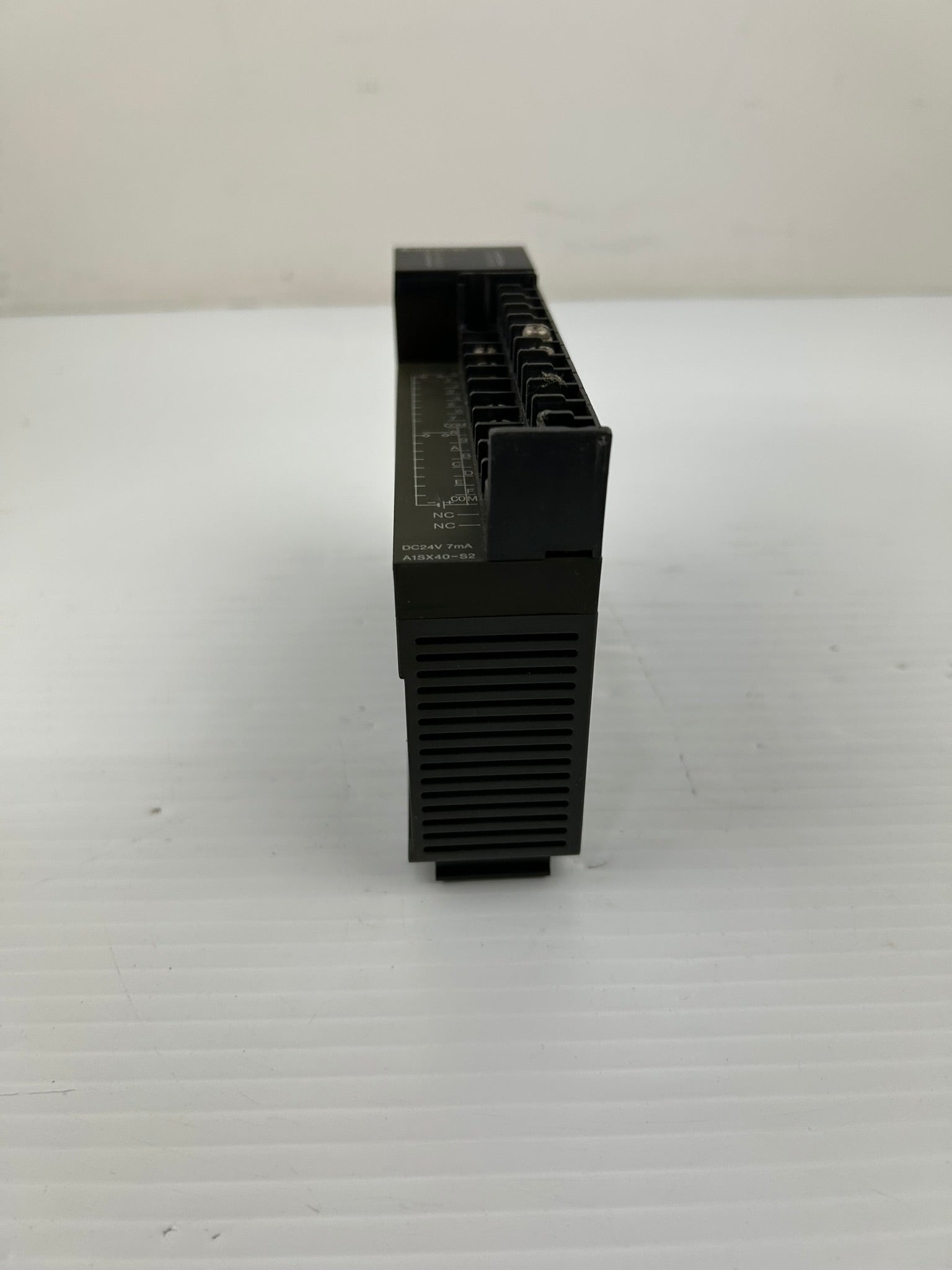 Mitsubishi A1SX40-S2 Input Unit PLC Module 24VDC 7mA - Missing Cover