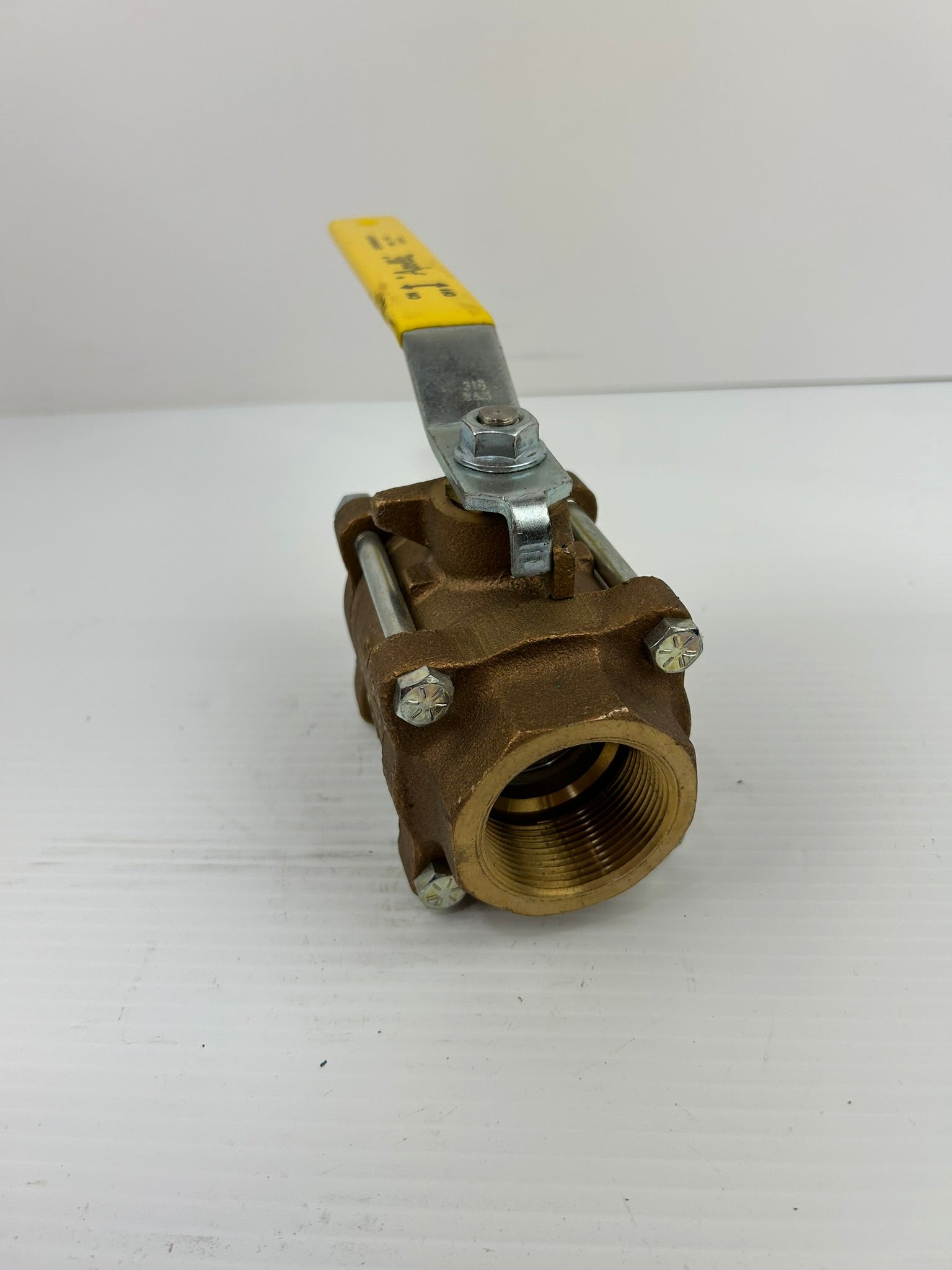 Apollo 400 W0G Brass Valve with Handle 1-1/2"