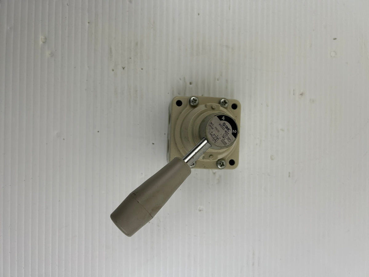 SMC VH202-N02 Manual Pneumatic Rotary Valve Hand Lever 4 Port