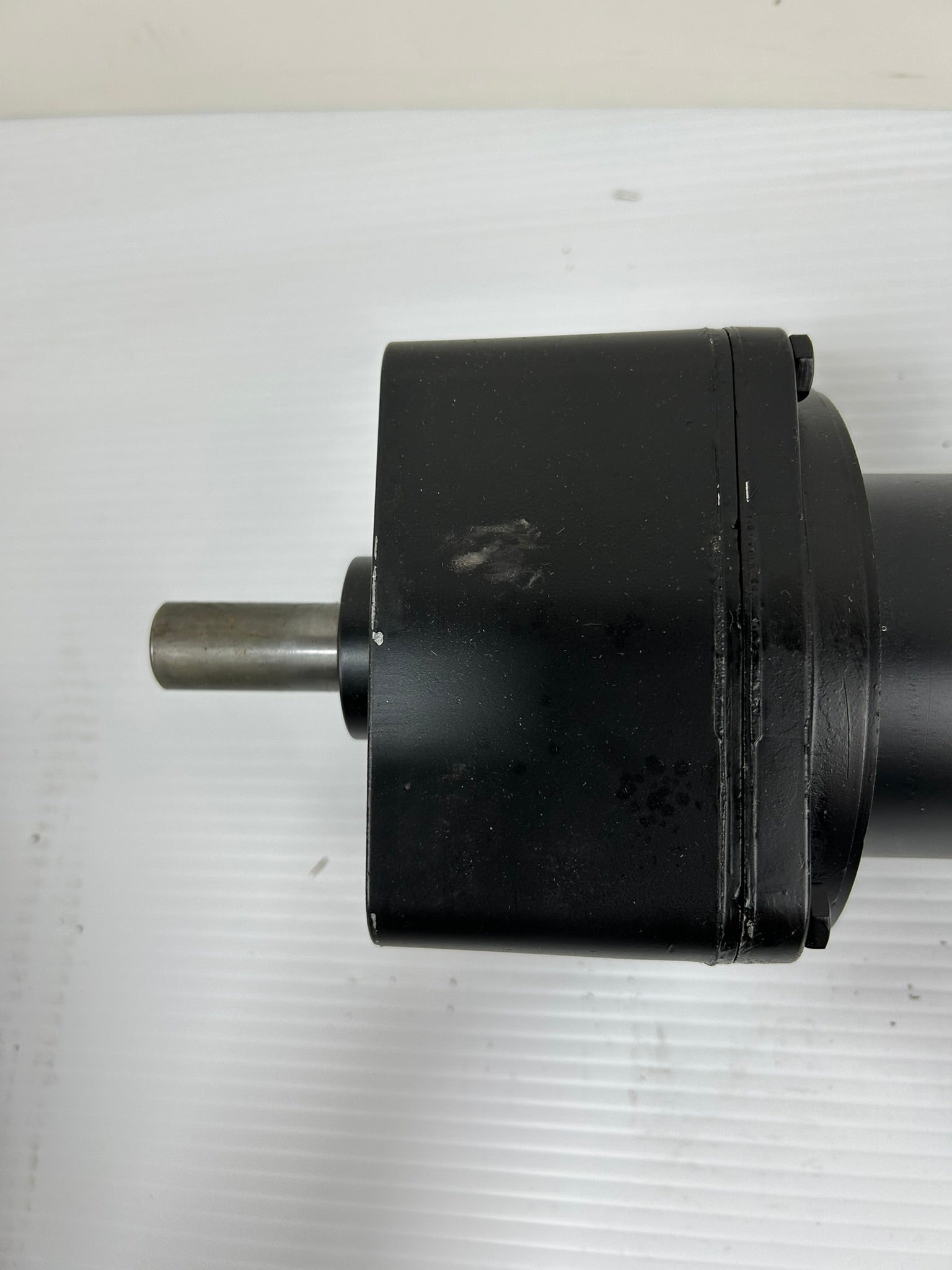 Leeson M1135112.00 Gear Motor CM34D25NZ58B DC Gearmotor 1/4 HP 165 RPM