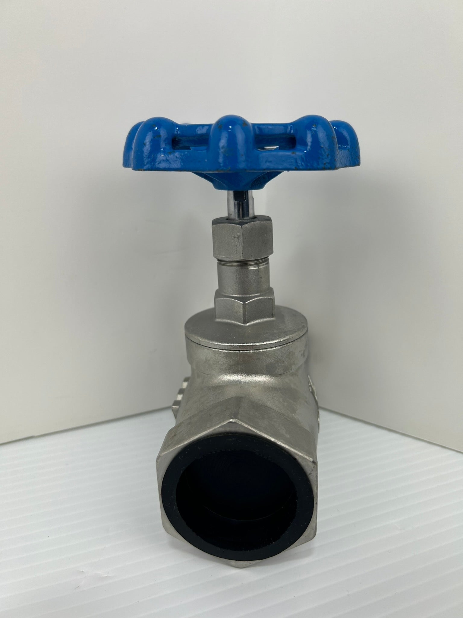 W.E. Williams CF8M 200 Valve 1-1/2" 200PSI