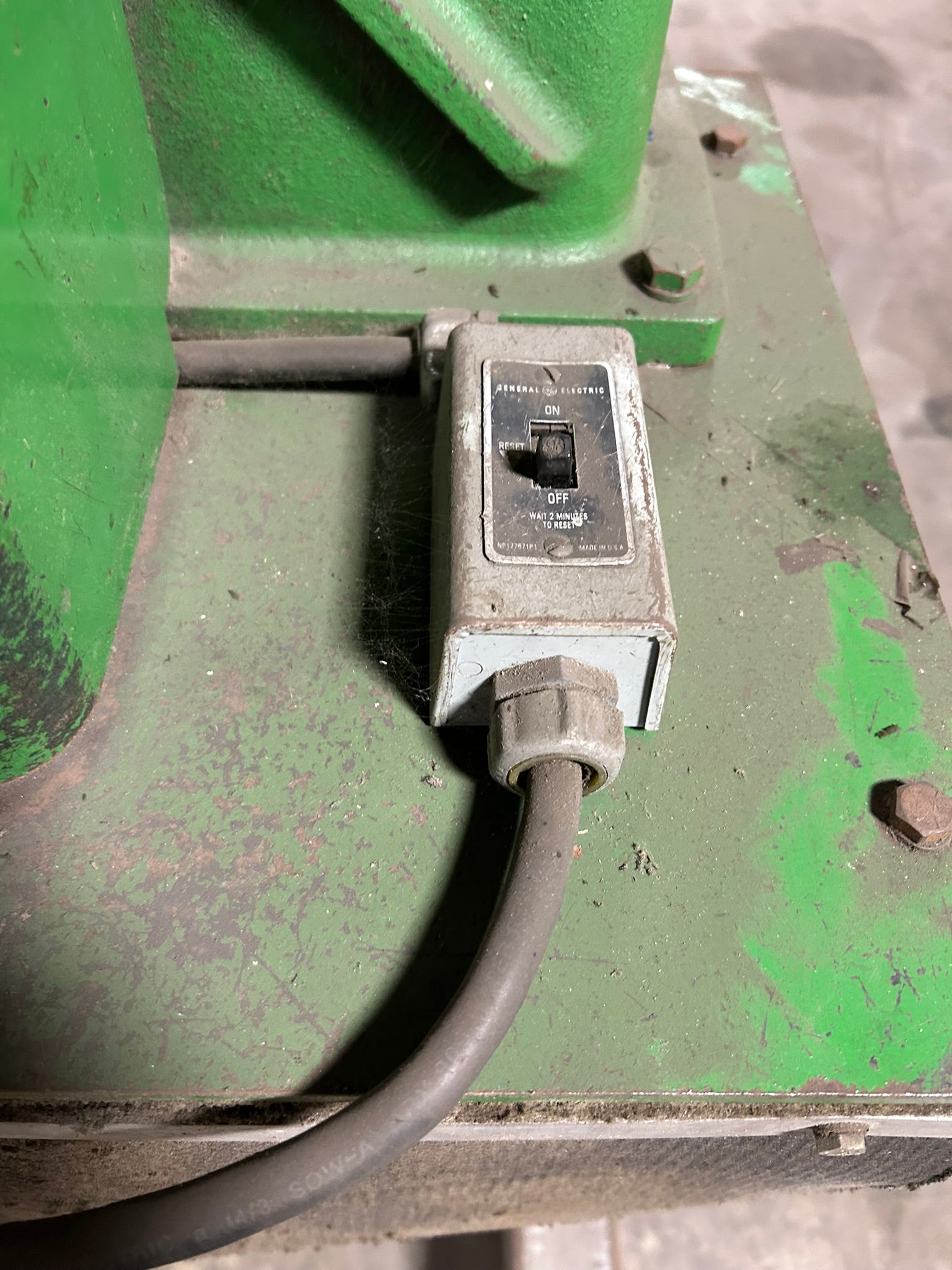 Sweed Machinery Industrial Steel Scrap Metal Banding Chopper 4079 with Base