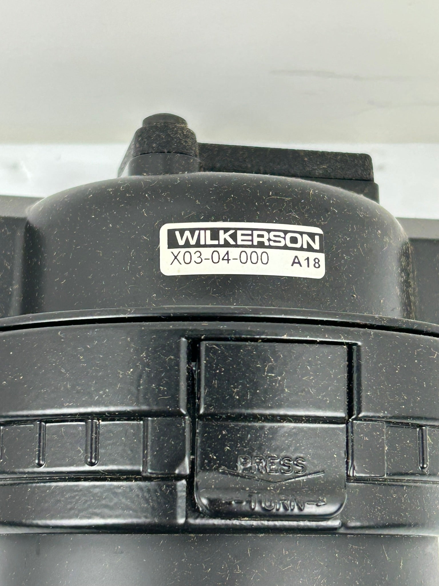 Wilkerson X03-04-000 Desiccant Dryer A18