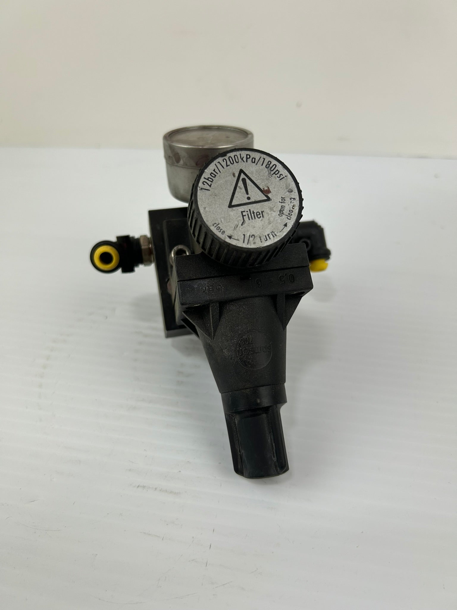 Samson Technologies 4708-1052 Air Pressure Regulator 3-0302