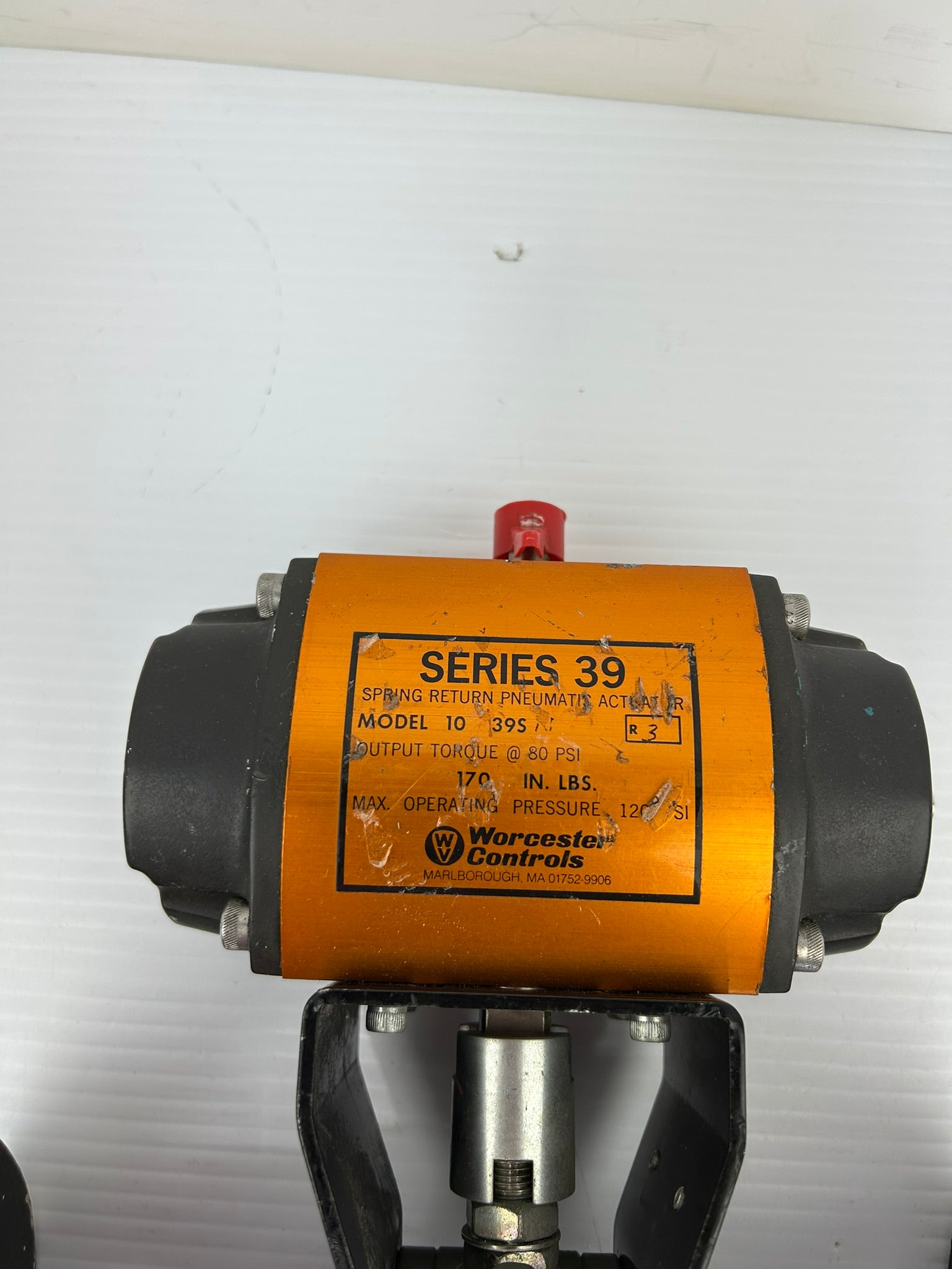 Worcester Controls 1039SNR3 Pneumatic Actuator Series 39 120PSI 170IN-LBS