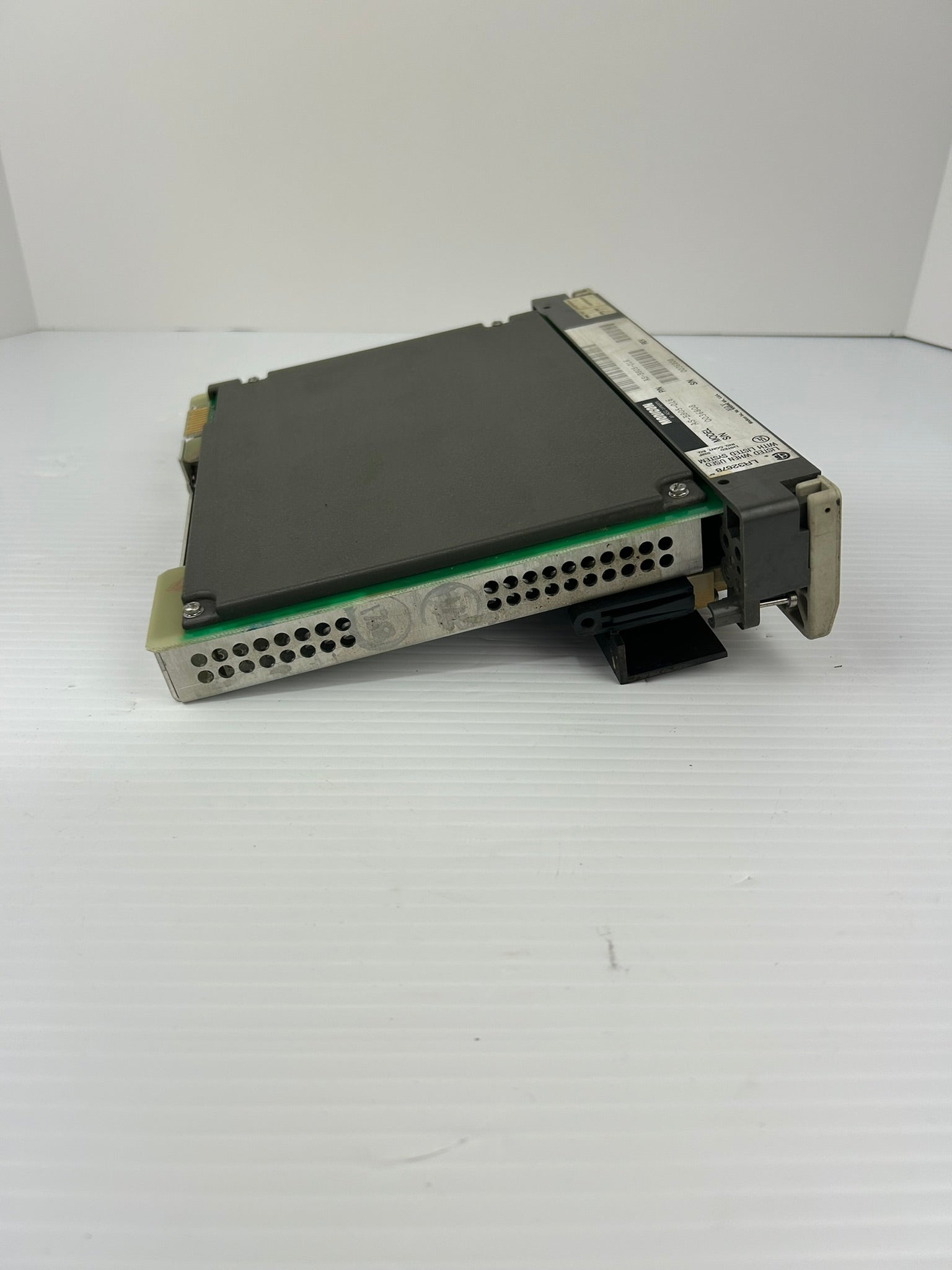 Gould AS-B805-016 16PT Modicon Input PLC Module 115VAC
