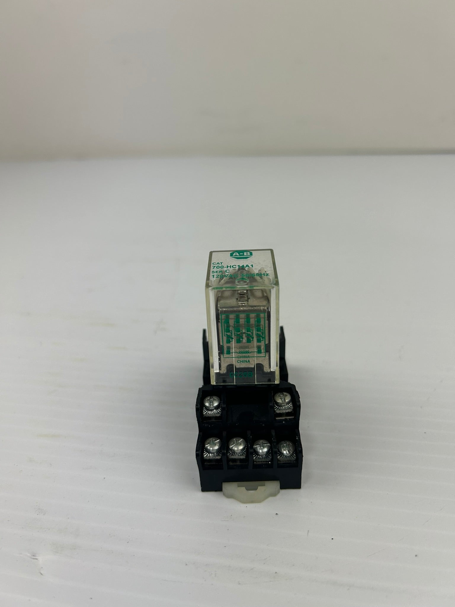 Allen-Bradley 700-HC14A1 Relay Series C with 700-HN128 Base Series B
