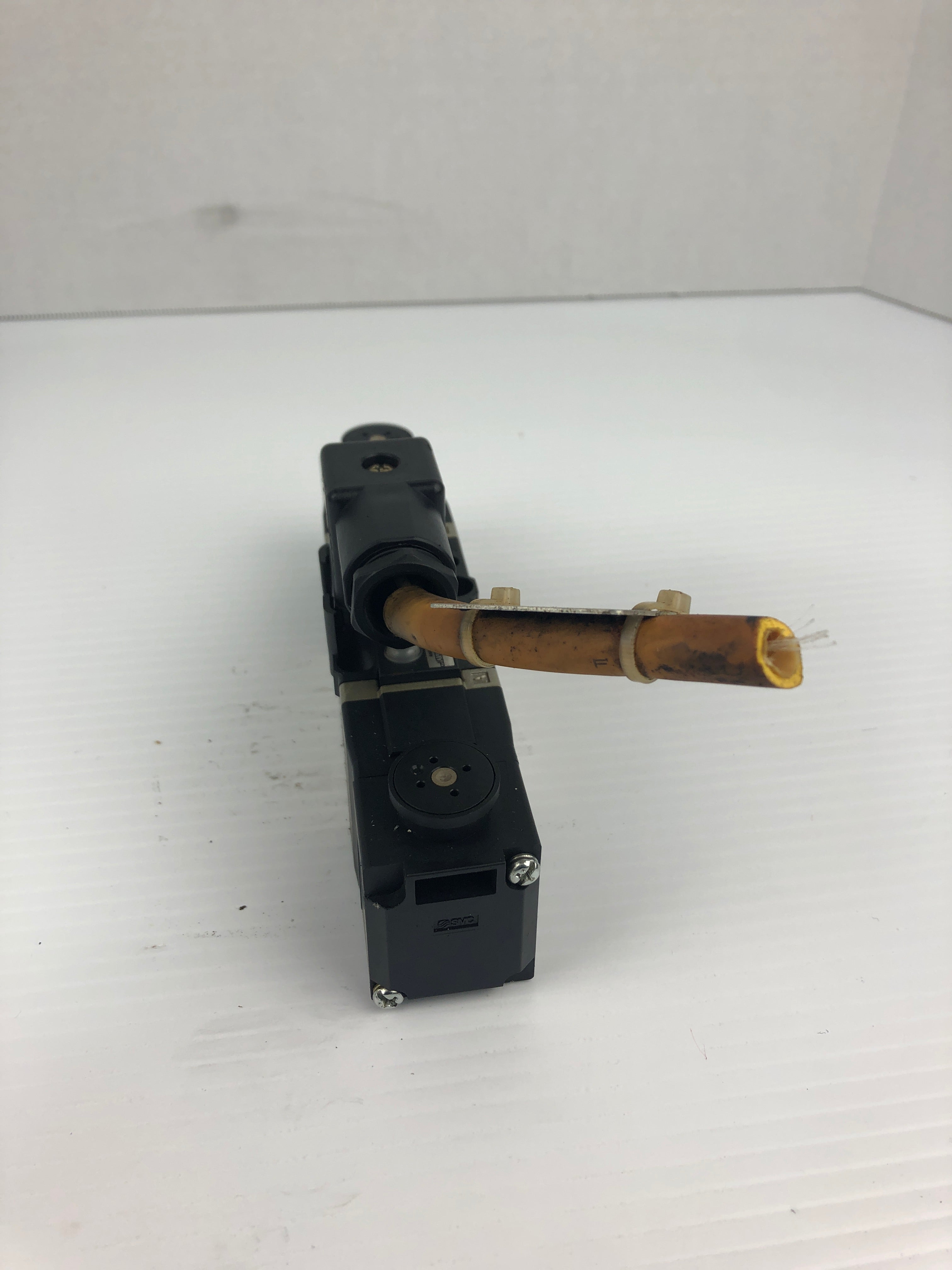 SMC VS7-6-FJG-D-CN Solenoid Valve 115V