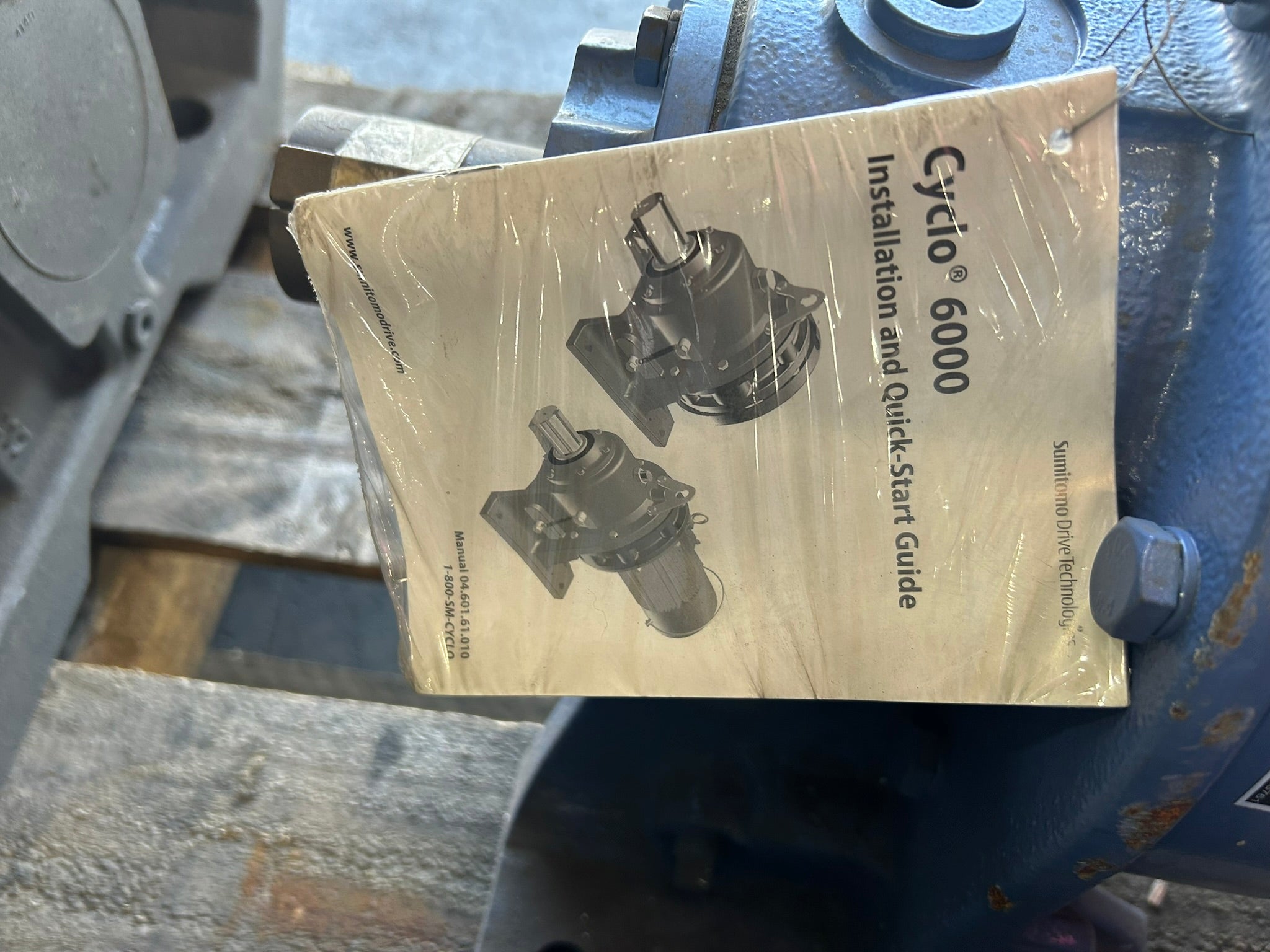 Sumitomo Cyclo 6000 Gear Reducer 13:1 Ratio CVHXS-6135Y-13 4470 IN-LB 10HP