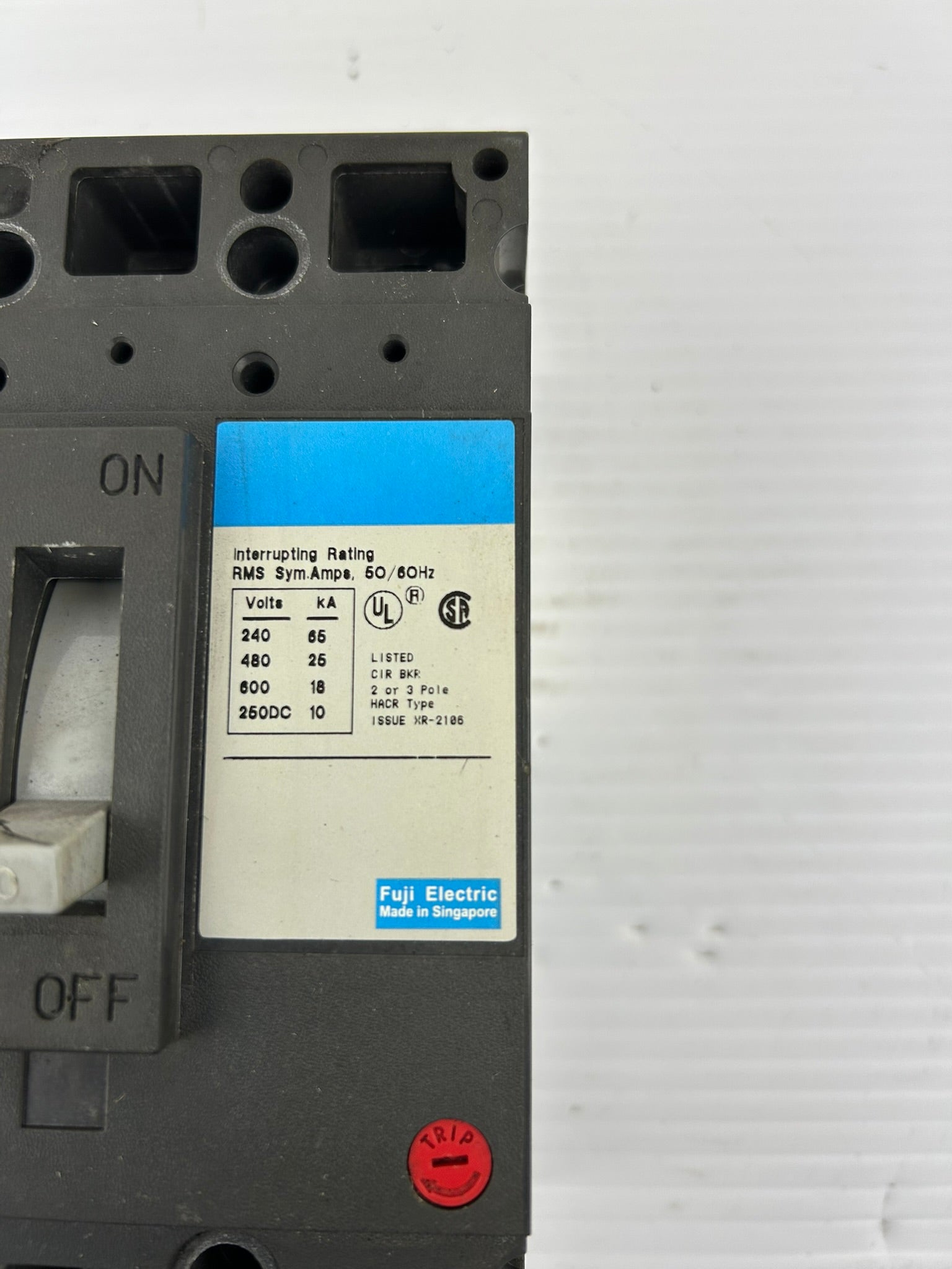 Fuji Electric BU3FHC-020L Industrial Circuit Breaker 20A 3 Pole 600VAC 250VDC
