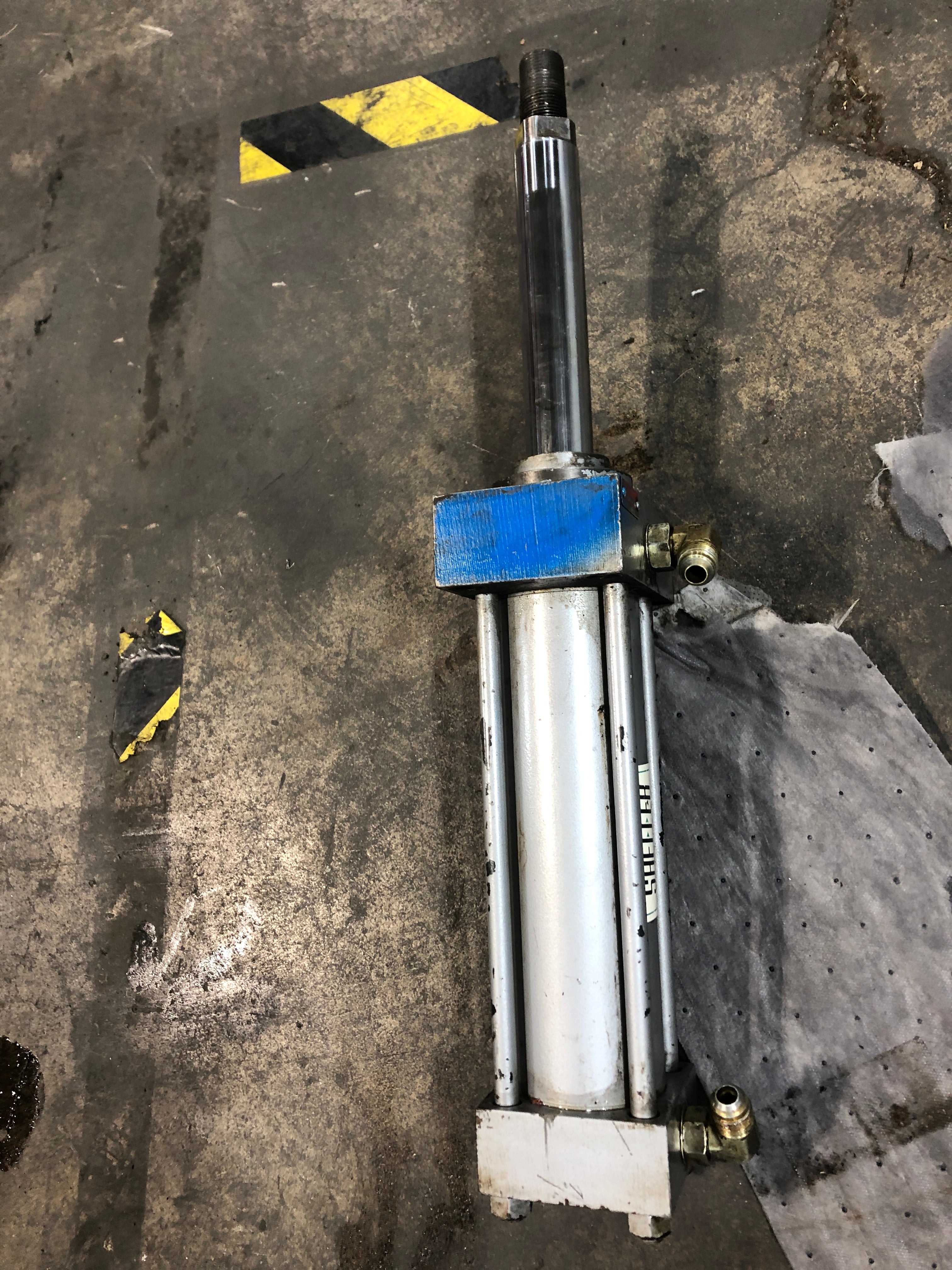 Sheffer 3104566-1 Hydraulic Cylinder 2 1/2 HHFHFSAK