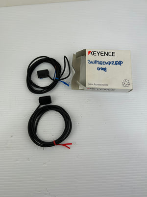 Keyence PZ-G51P Photoelectric Sensor Set PZ-G51T PZ-G51PR PNP Cable 10-30VDC 20m