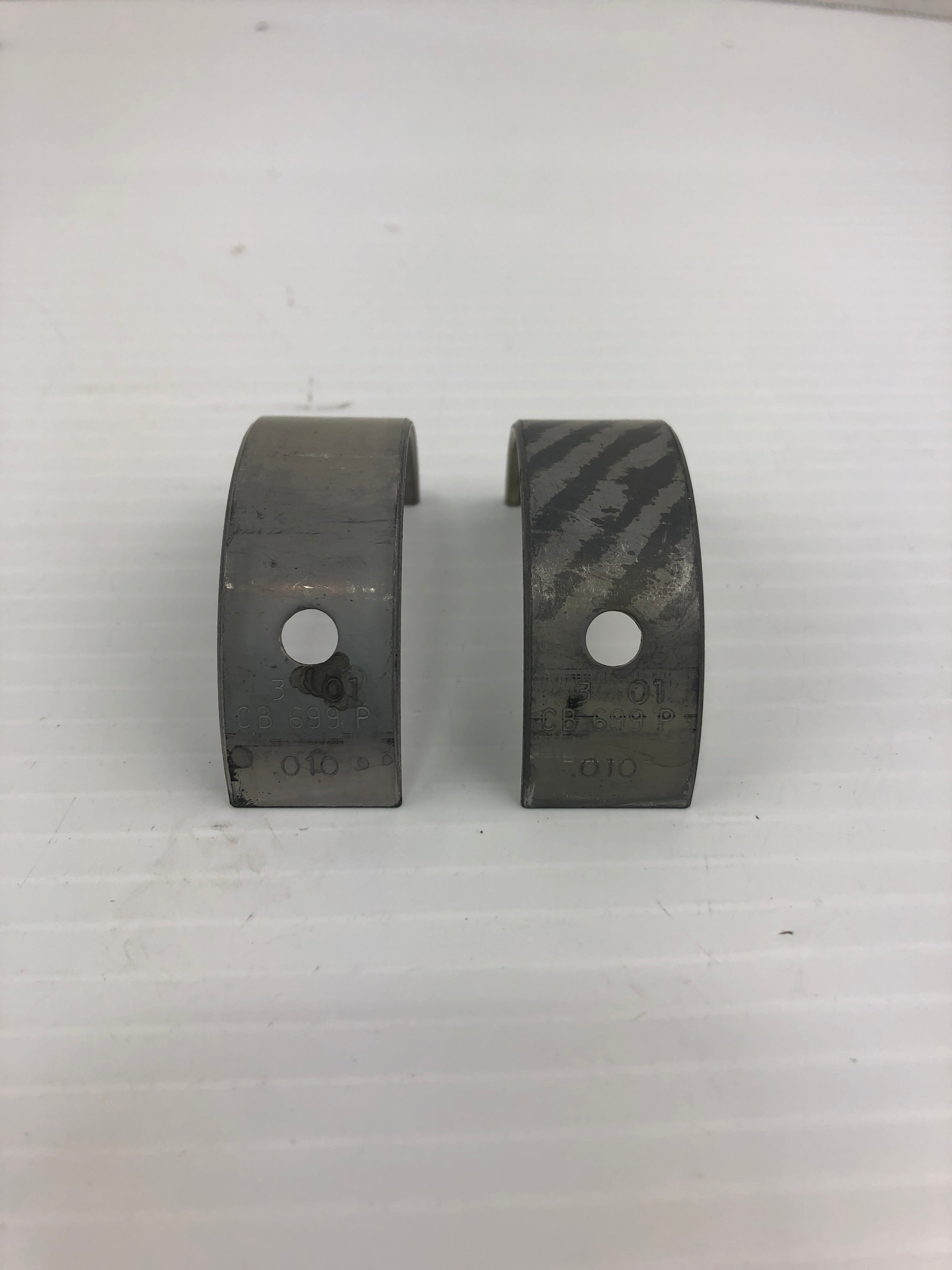 Clevite CB699P10 Engine Connecting Rod Bearing Pair CB-699 P-10