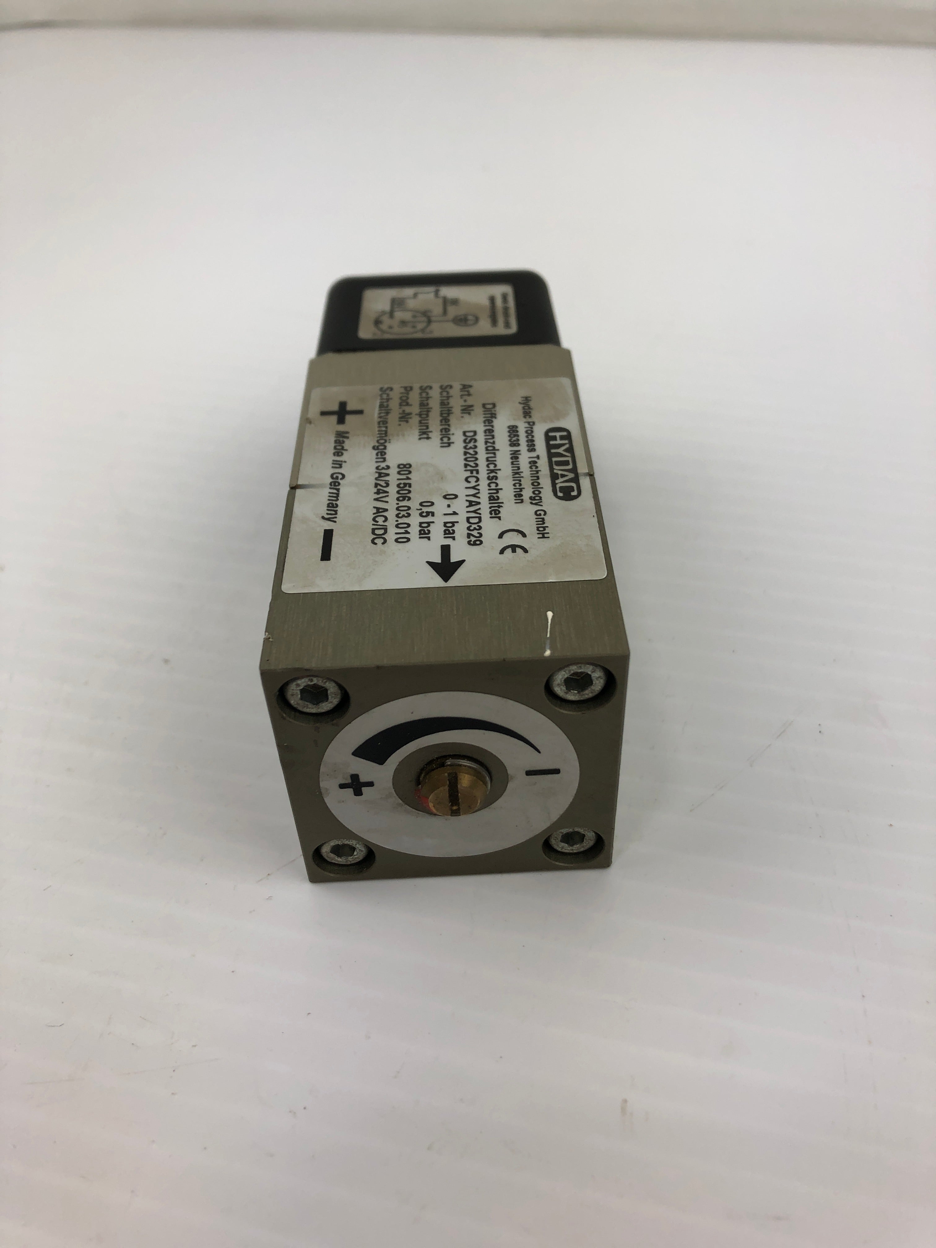 Hydac DS3202FCYYAYD329 Directional Valve