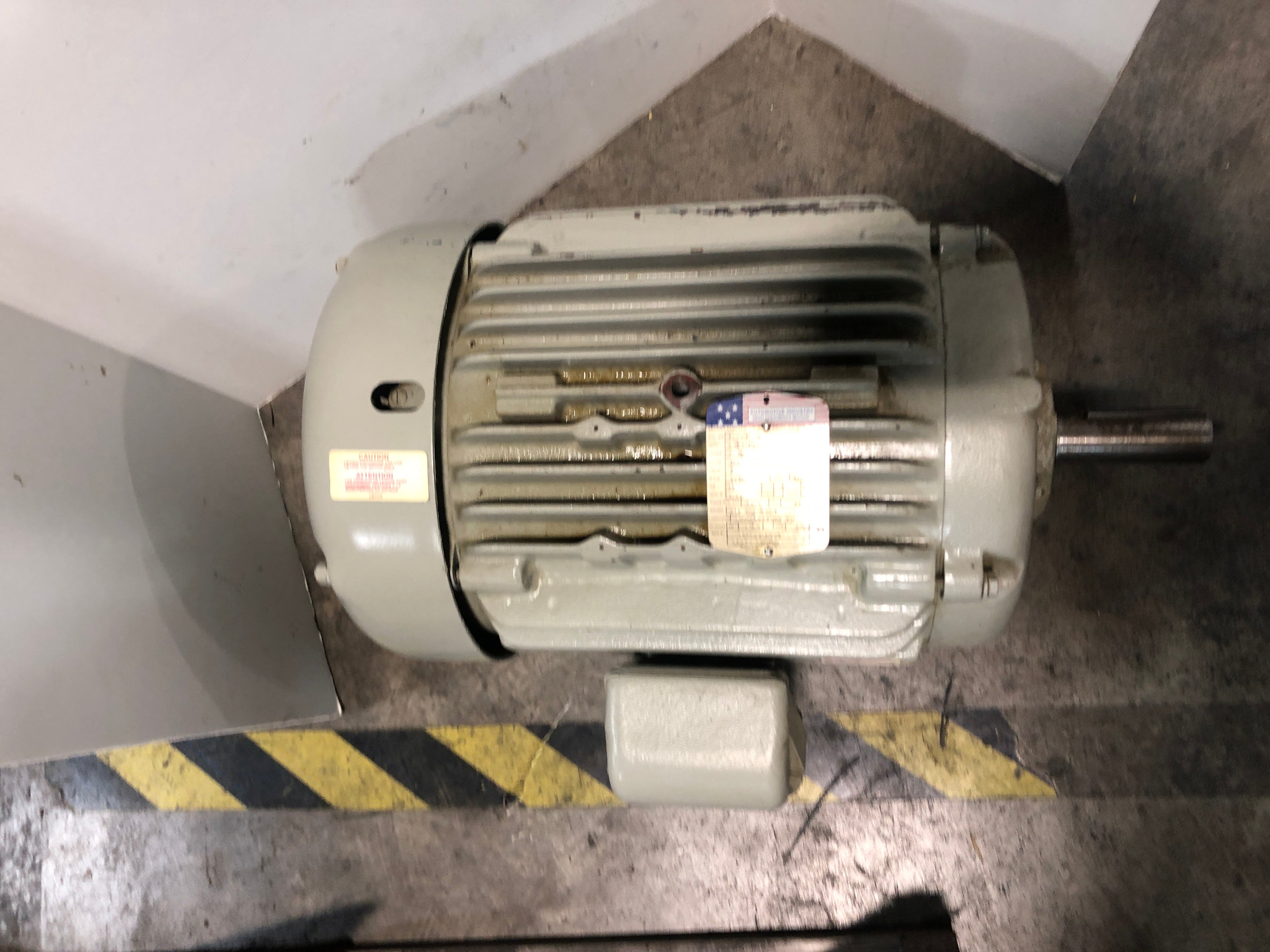 Baldor AM2275-4 High Efficiency Motor 5 HP 400 Volts 7 Amps 1170 RPM 3 PH