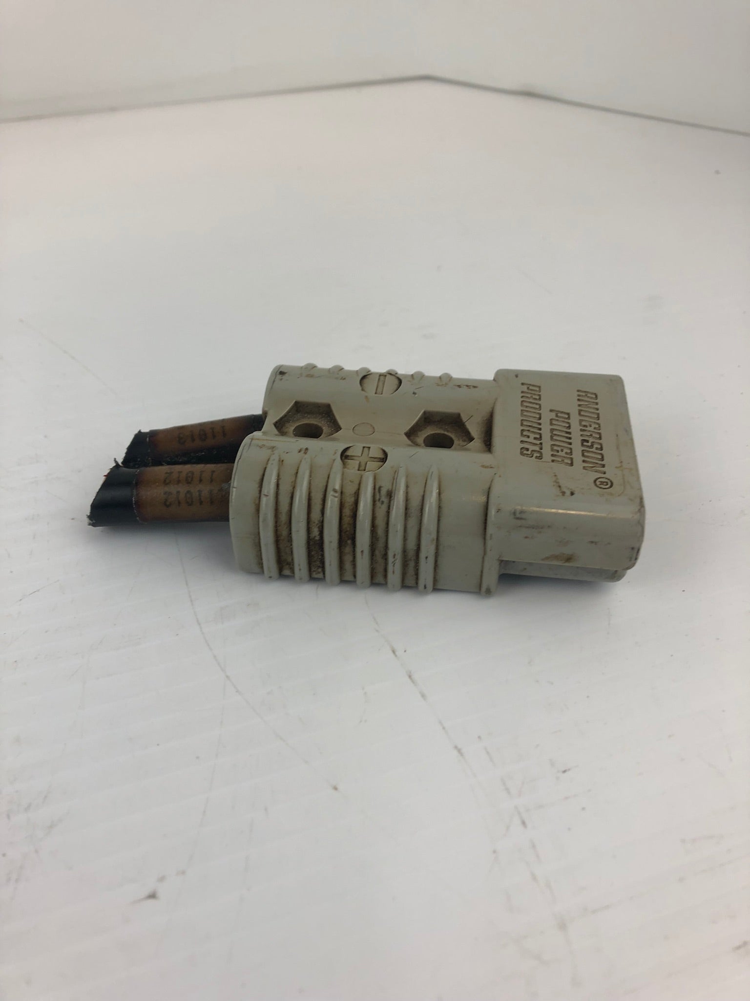 Anderson Power Products SB Forklift Battery Connector Plug 175A 600V