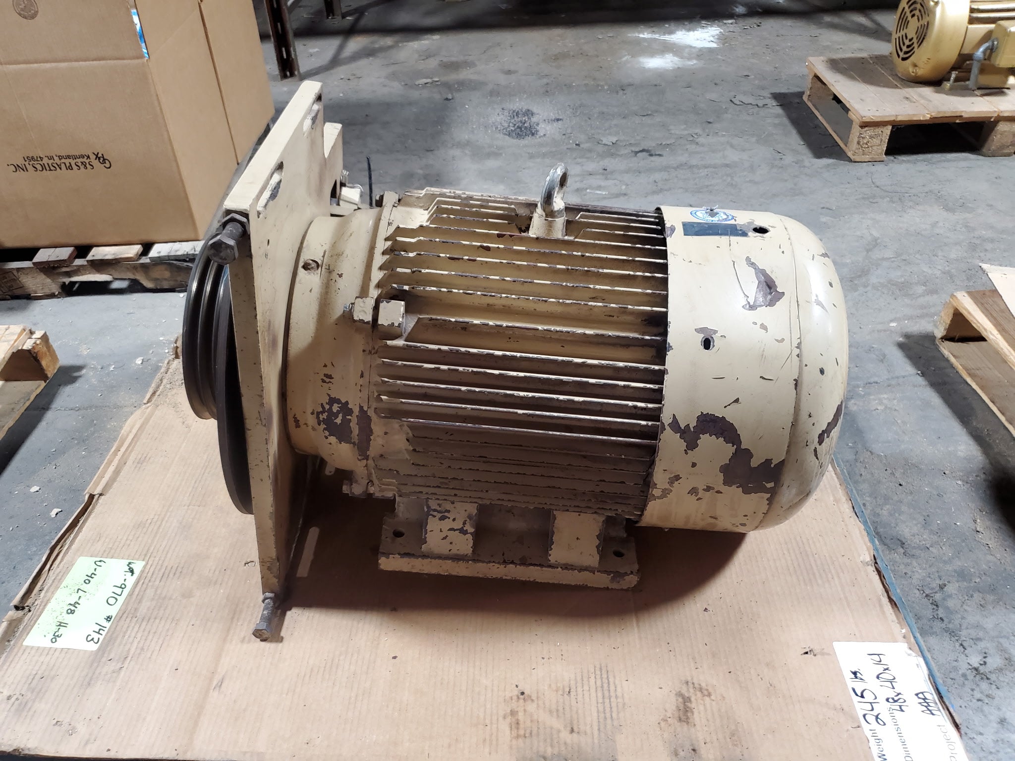 Leeson 150097-60 Motor 50HP 3PH 365T 1180RPM with Belt Drive Clutch Assembly