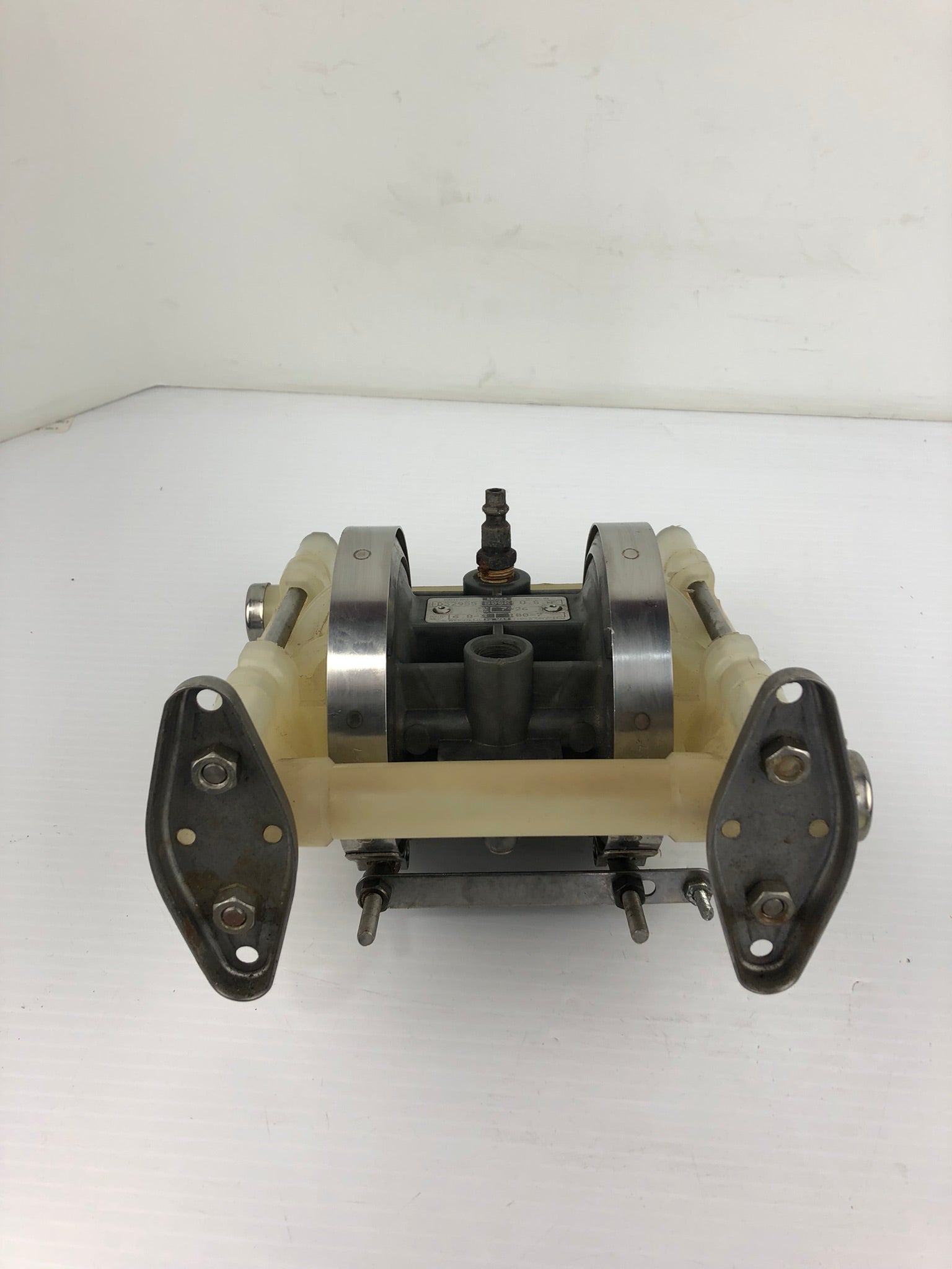 Polypropylene Air Diaphragm Pump D32955 Series B00E 100 PSI 7 bar