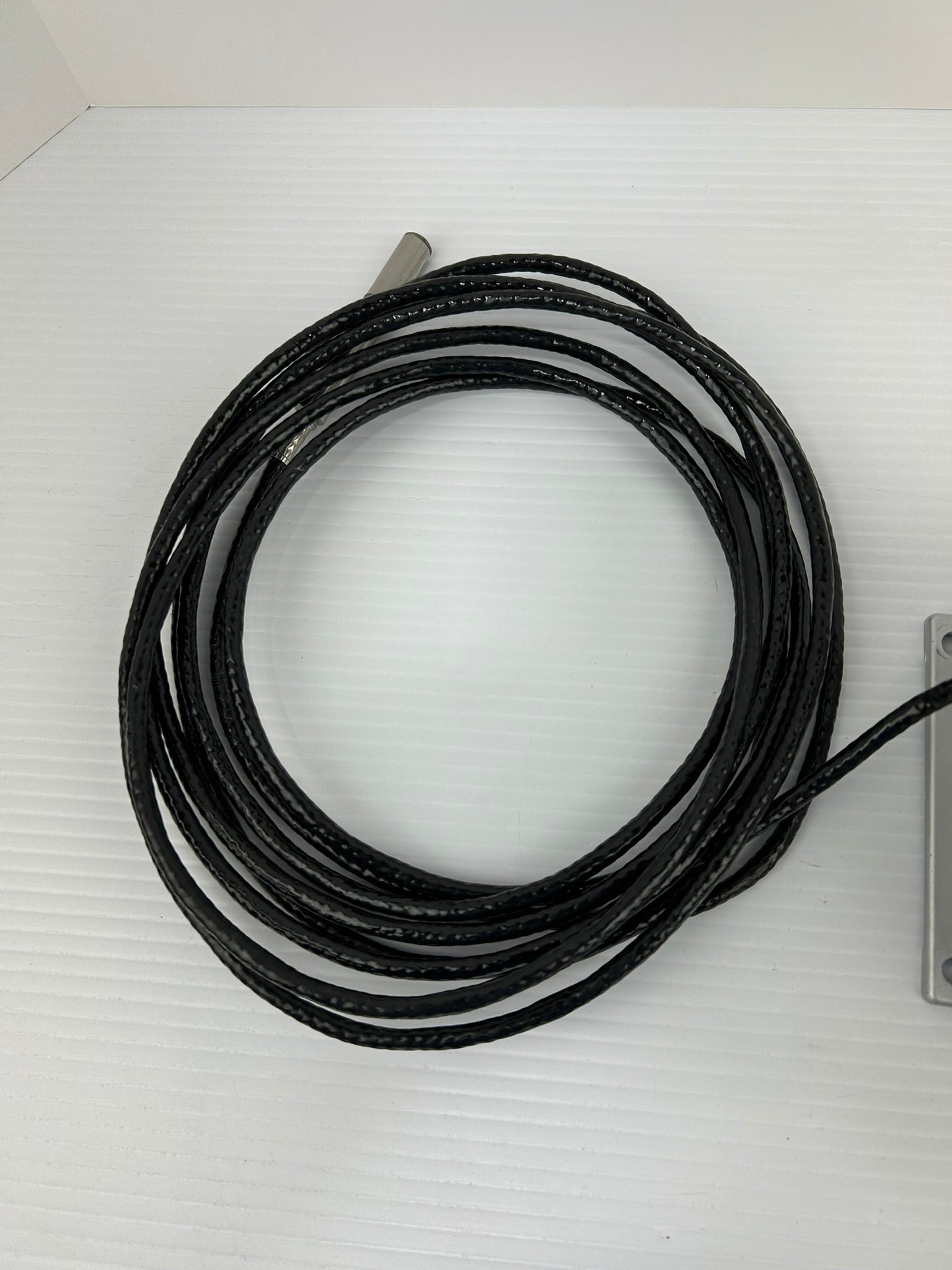 Vaisala HMT333 Humidity and Temperature Transmitter 3F0B001BXAA200B01AABAA1