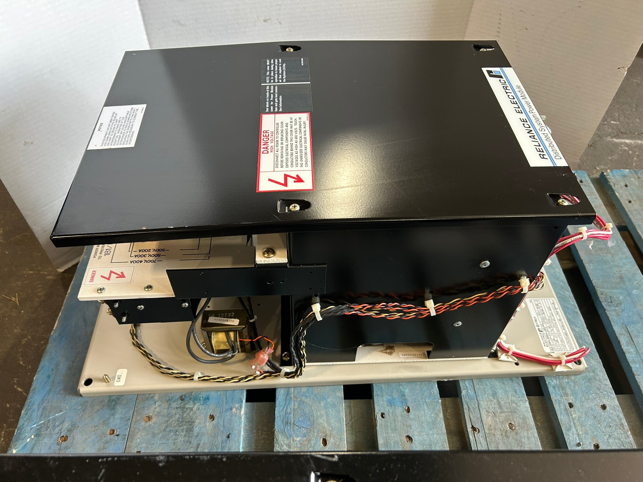 Reliance Electric 803611-RE DCS Power Module 3 PH 15-20 HP 50/60Hz
