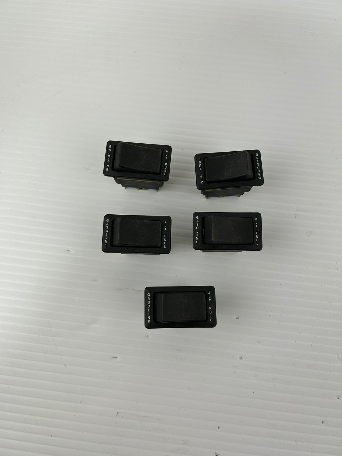 Eaton 7402K4 Gasoline/Alt Fuel Toggle Switch - Lot of 5