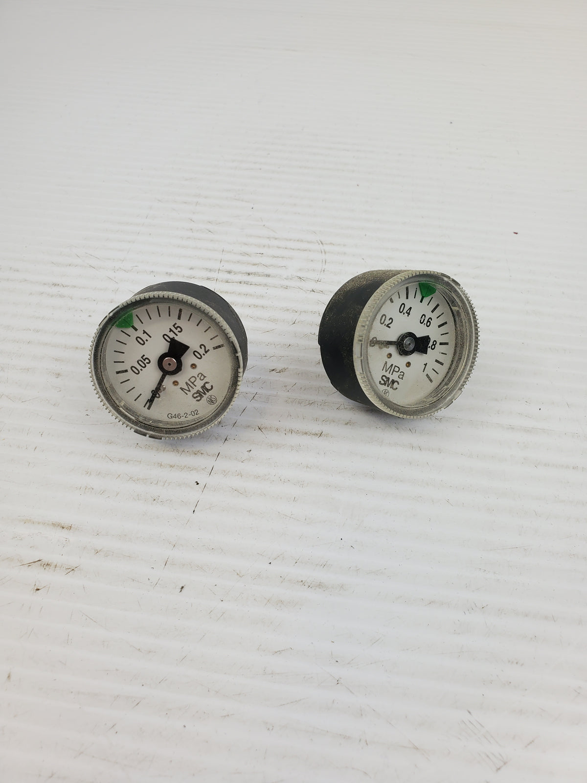 SMC G46-10-02 & G46-2-02 Pressure Gauge (Lot of 2)