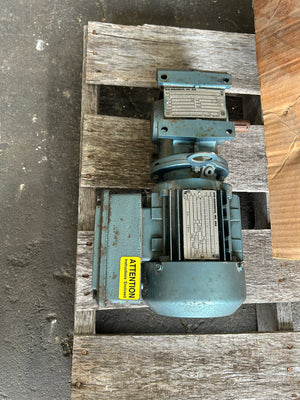 SEW Eurodrive S37DT71C4 Gearmotor DFT71C4 1/3HP 1720RPM 28.76:1 230/460V