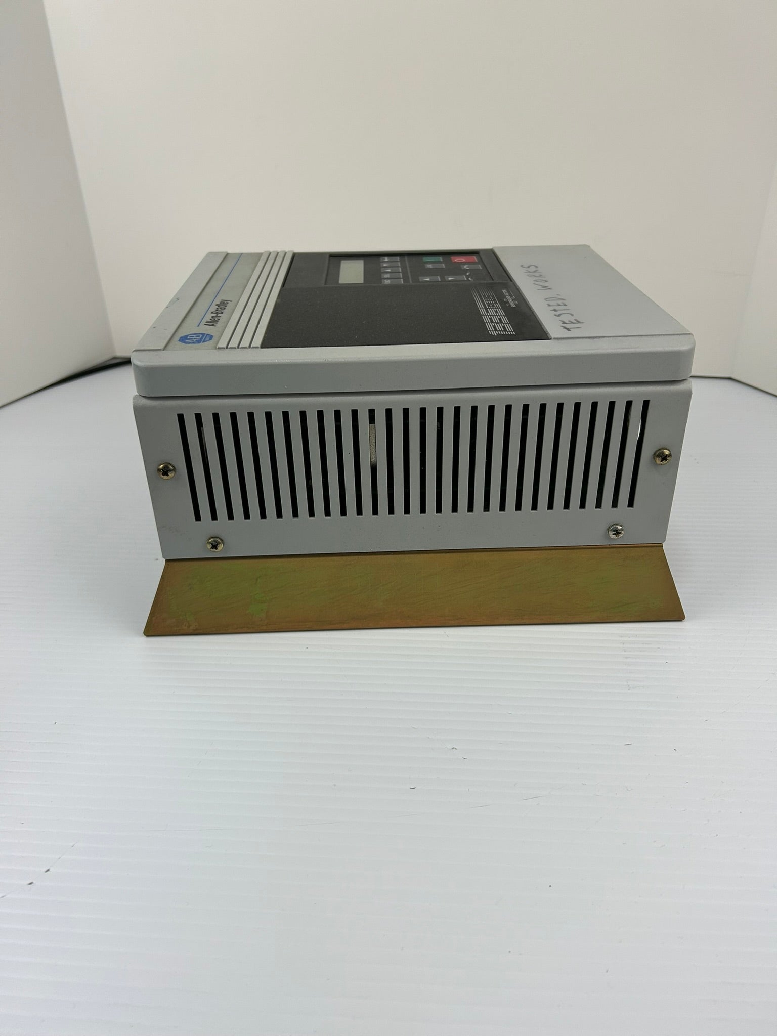 Allen-Bradley 1336S-BRF15-AA-EN4-HA2-L4 Sensorless Vector Drive 1336 Plus Ser E