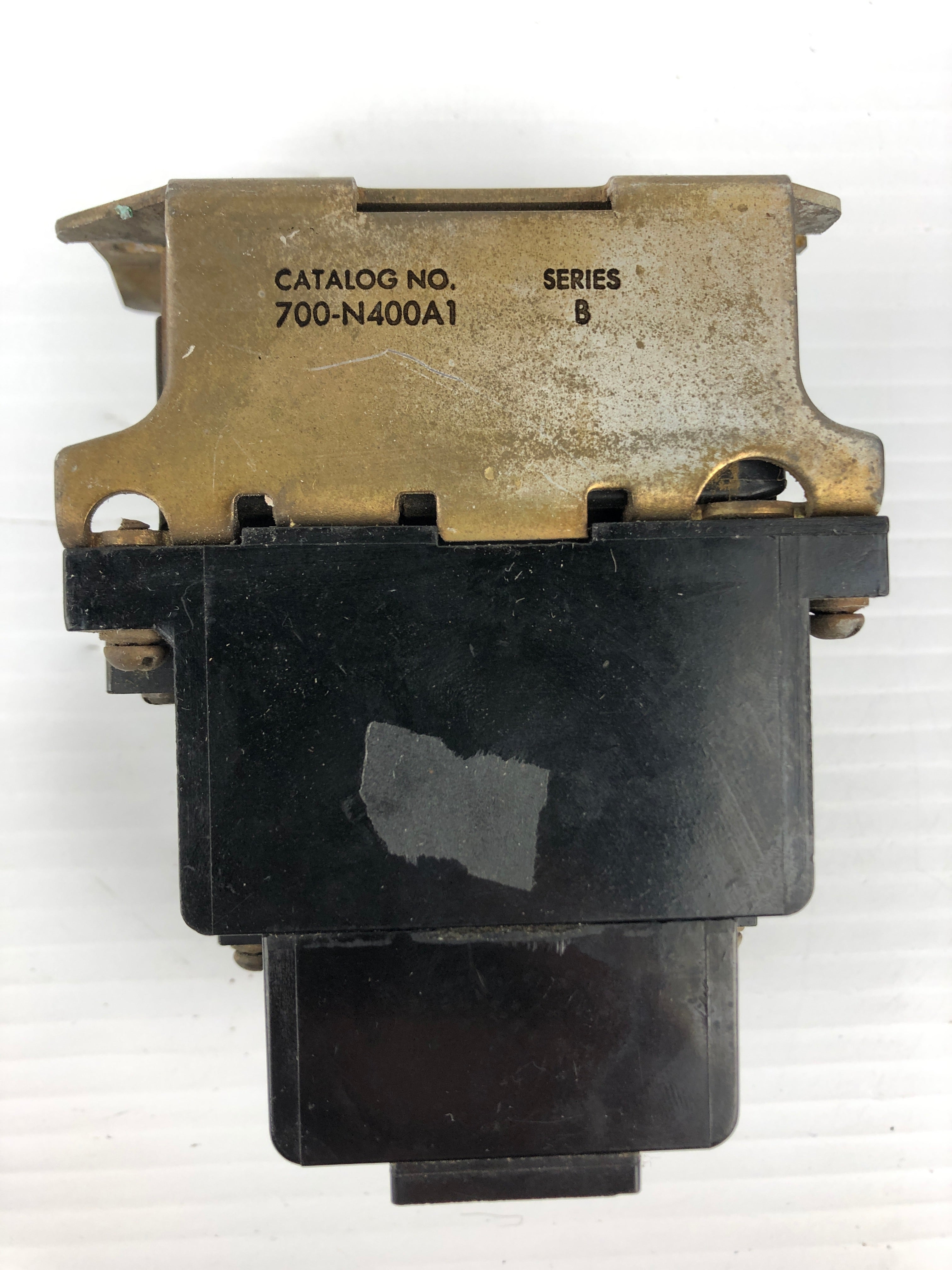 Allen-Bradley Coil Relay 700-N400A1 120V 60CY 110V 50CY 84AB86 Series B