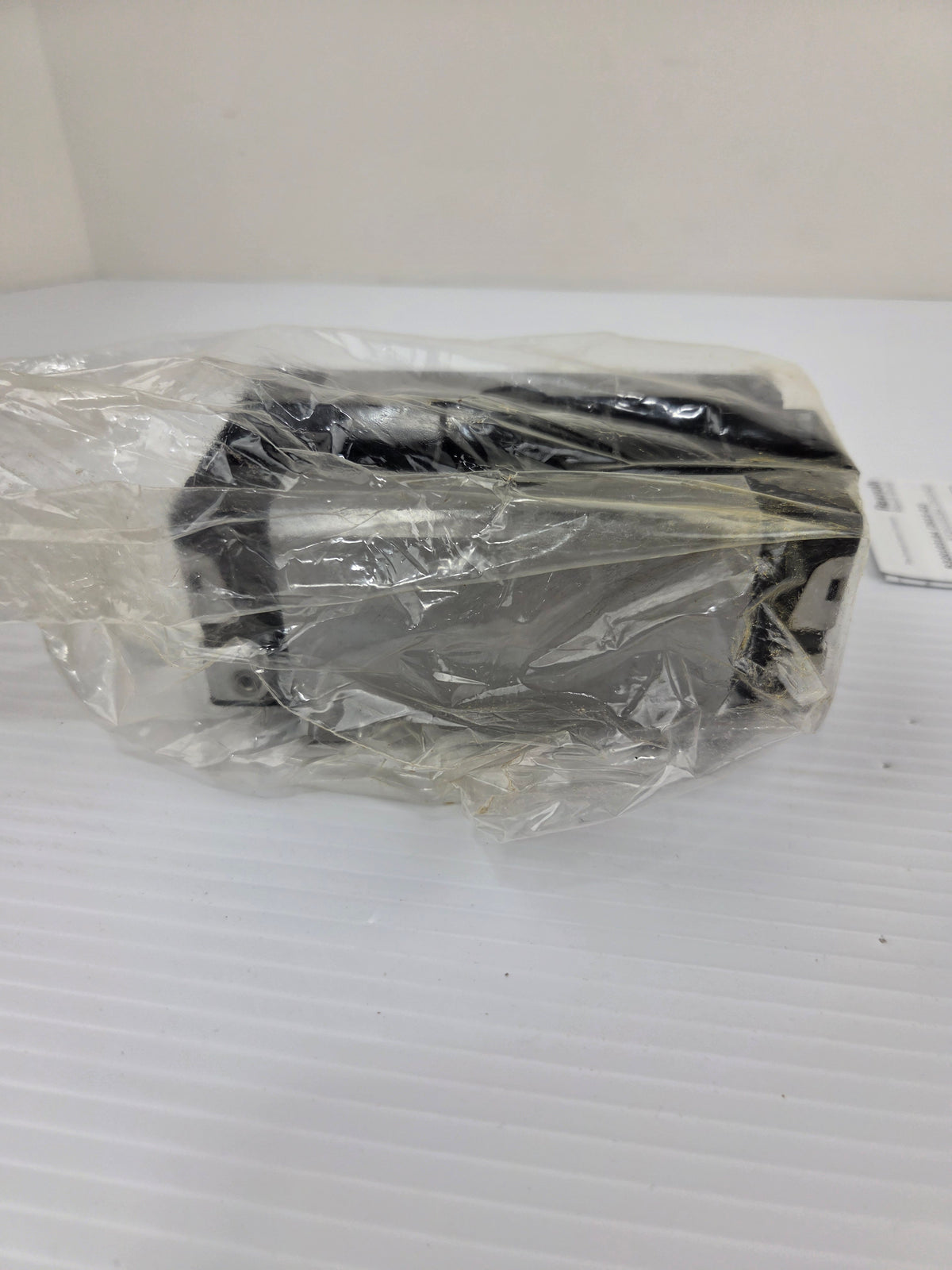 Rexroth R162141322 Guide Rail Ball Runner Block Carbon Steel KWD-045-SNH-C1-H-1