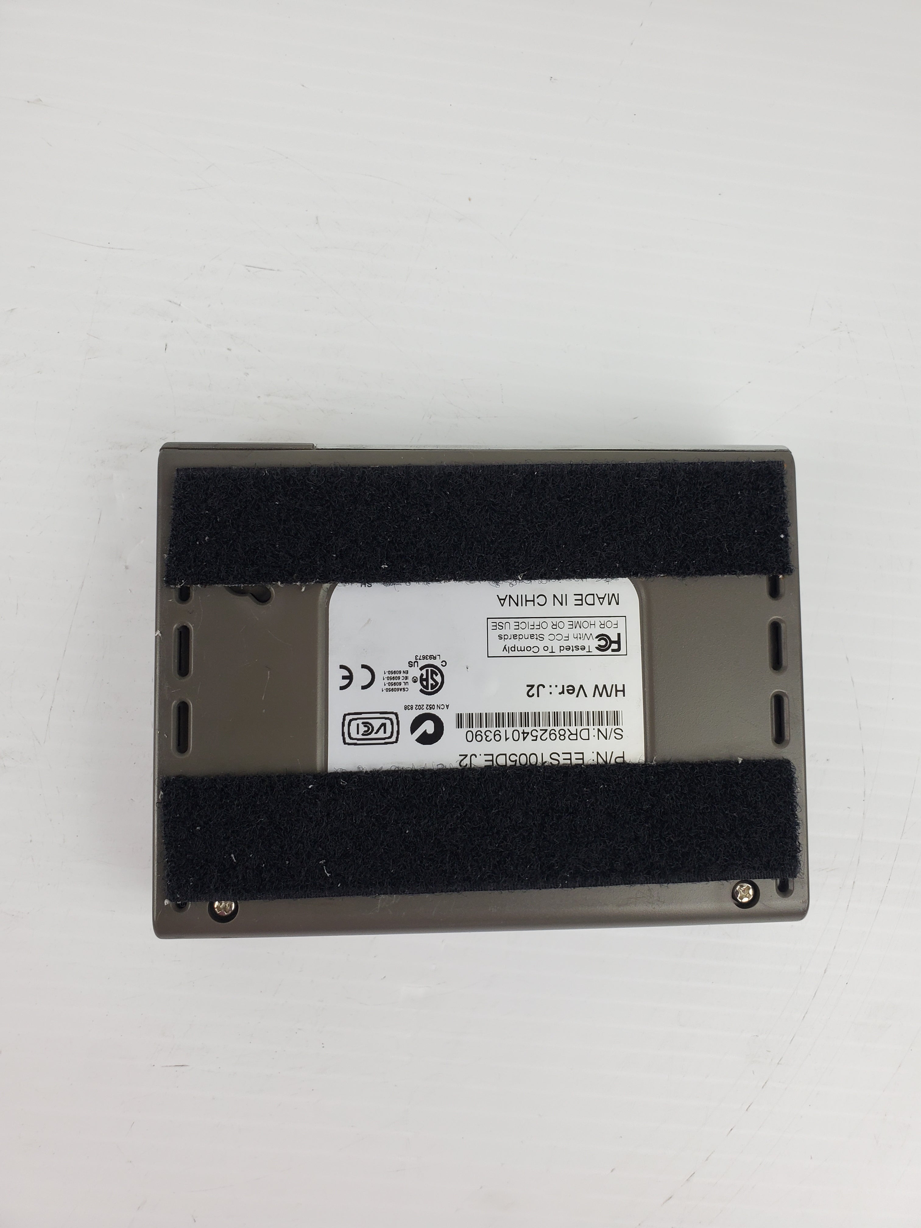 D-Link EES1005DE.J2 10/100 Fast Ethernet Switch 5 Port Desktop