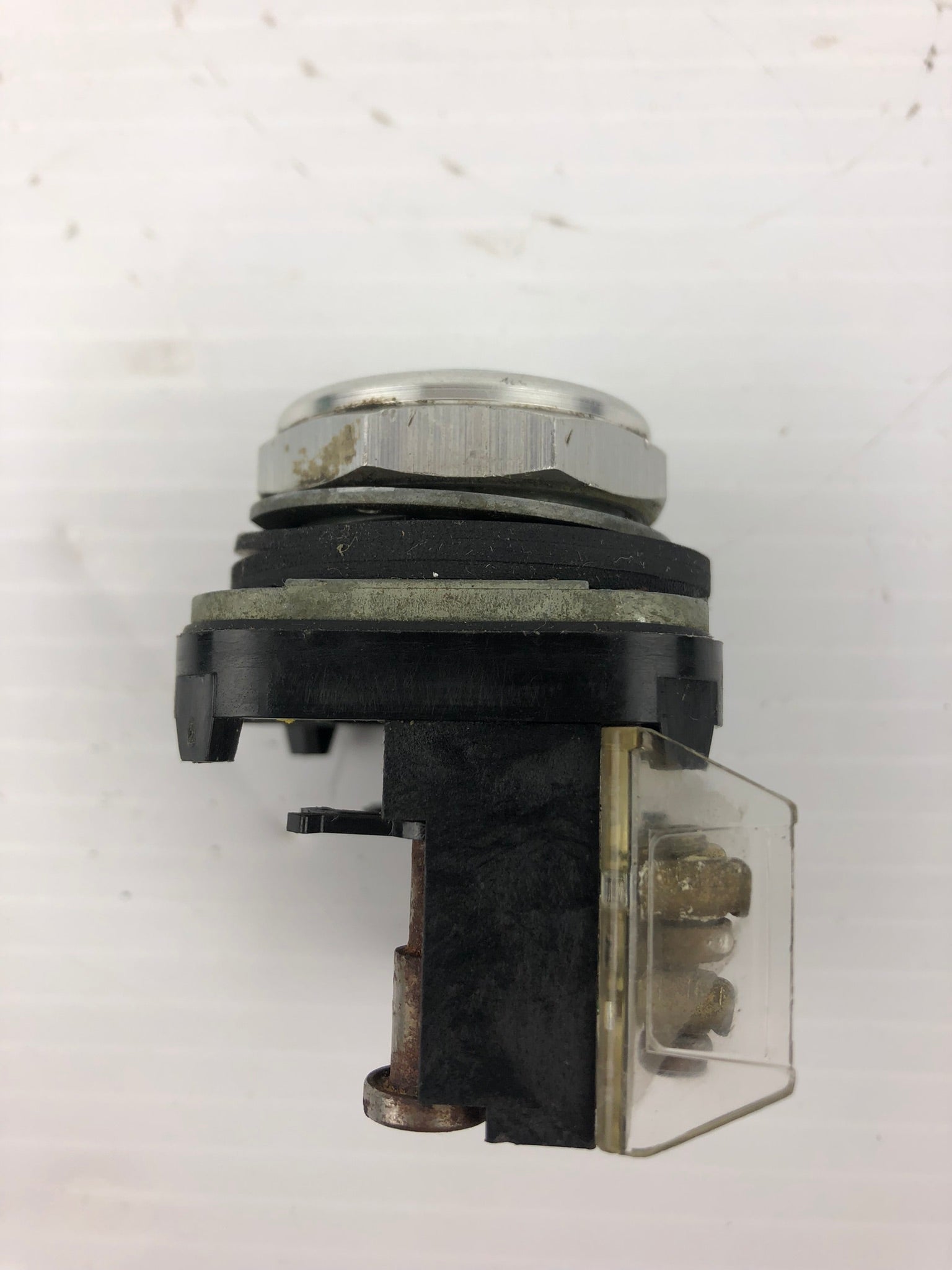 Allen-Bradley 800T-XA Push Button Series D Green